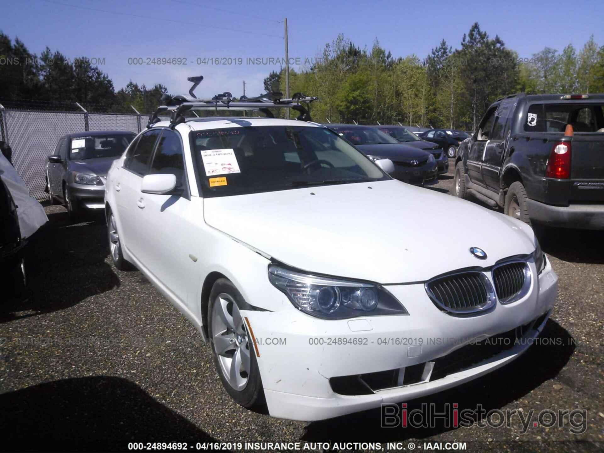 Photo WBANU53558CT12515 - BMW 528 2008