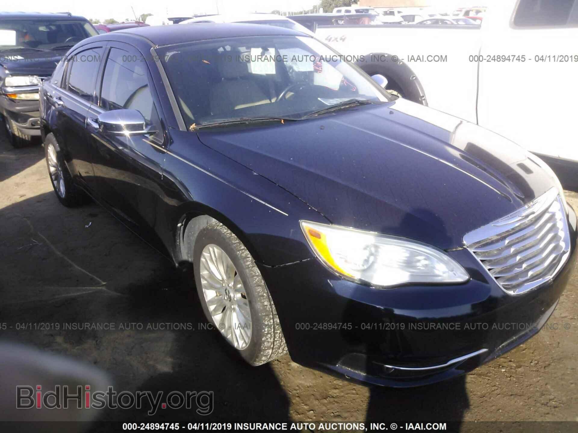 Фотография 1C3BC2FG2BN527600 - CHRYSLER 200 2011