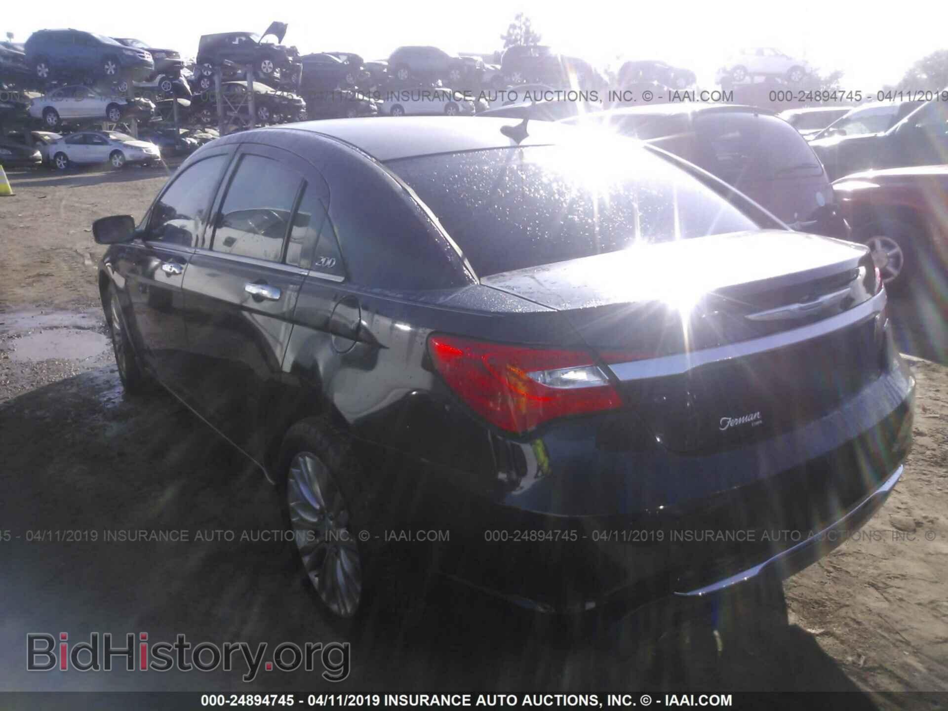 2011 CHRYSLER 200 - VIN: 1C3BC2FG2BN527600 - Фото 3