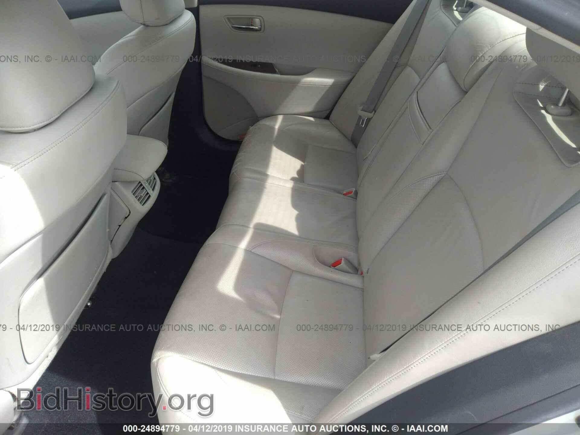 2011 LEXUS ES - VIN: JTHBK1EG7B2425686 - Photo 8