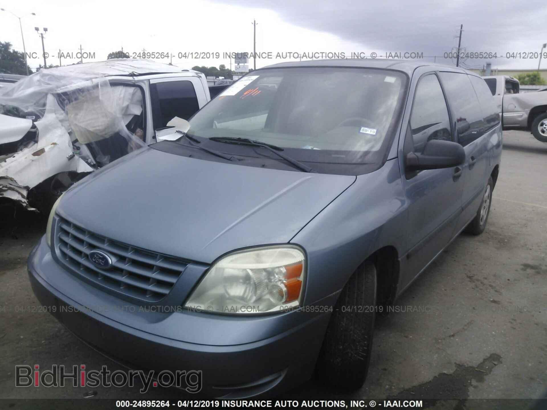 2005 FORD FREESTAR - VIN: 2FMZA50255BA91092 - Фото 2