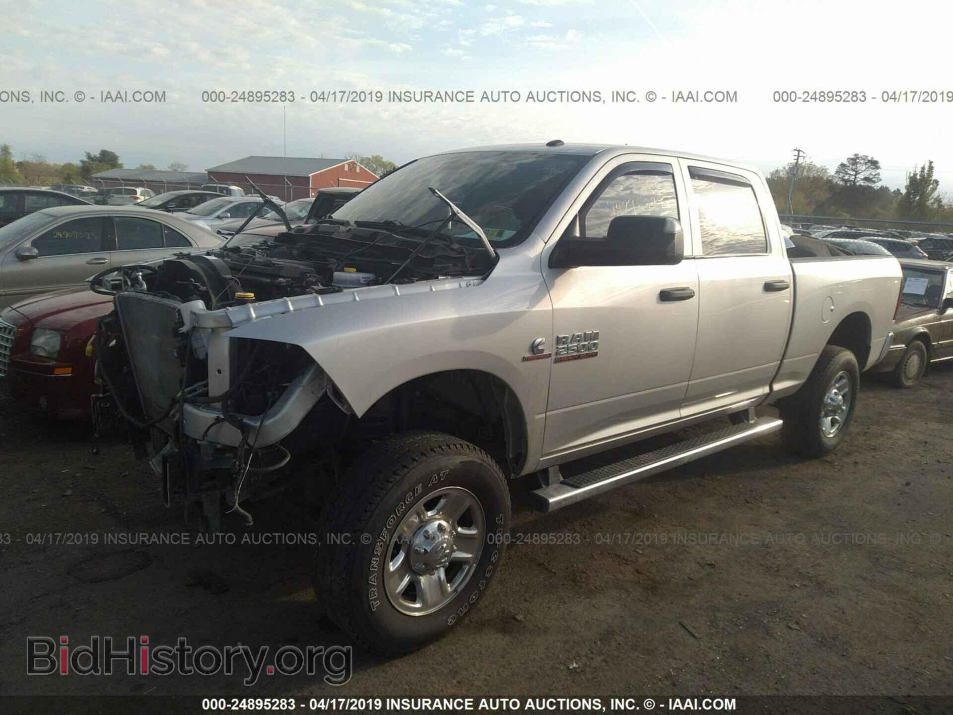 2016 RAM 2500 - VIN: 3C6UR5CL6GG114298 - Фото 2