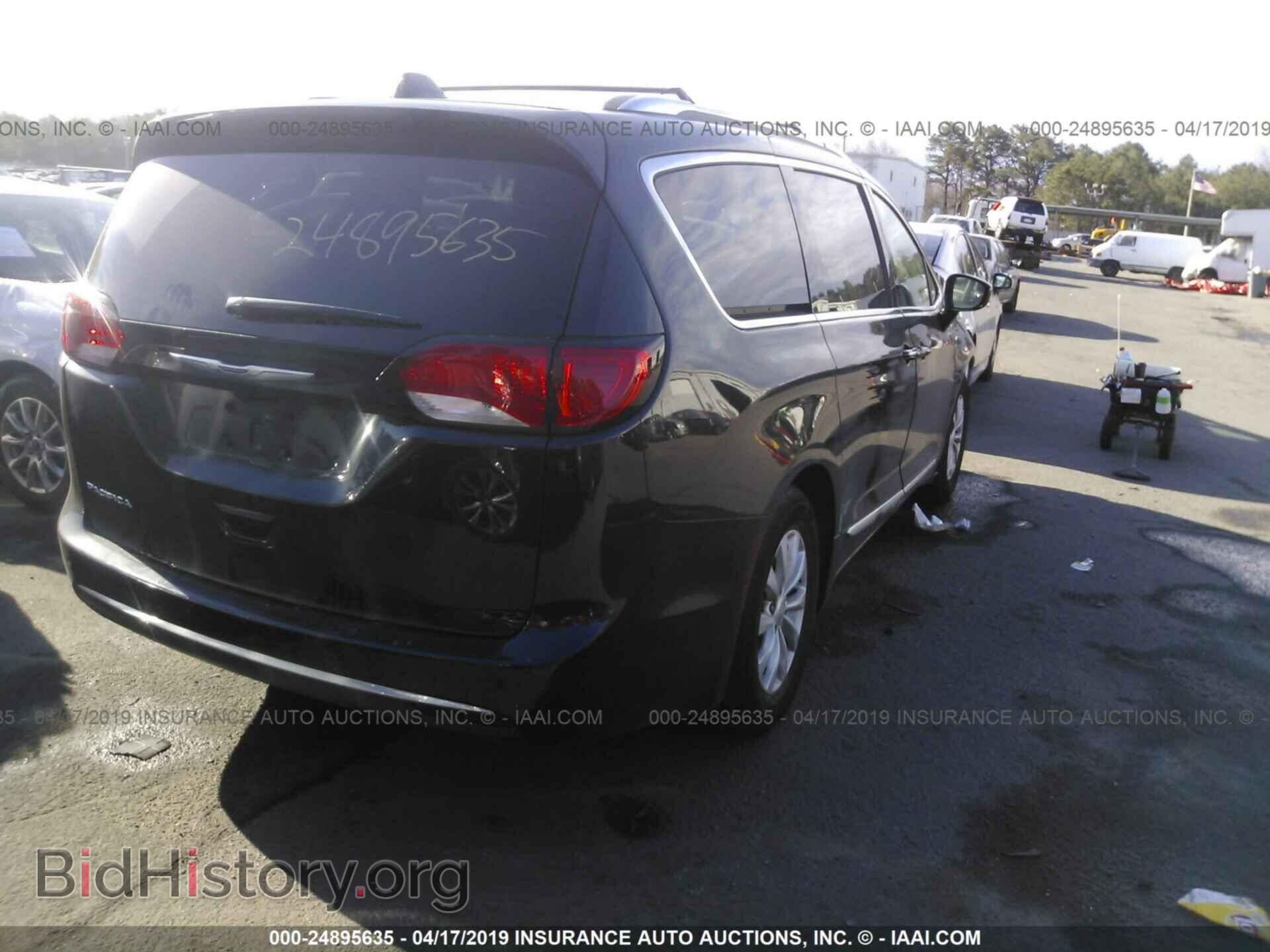 2018 CHRYSLER PACIFICA - VIN: 2C4RC1BGXJR214306 - Фото 4