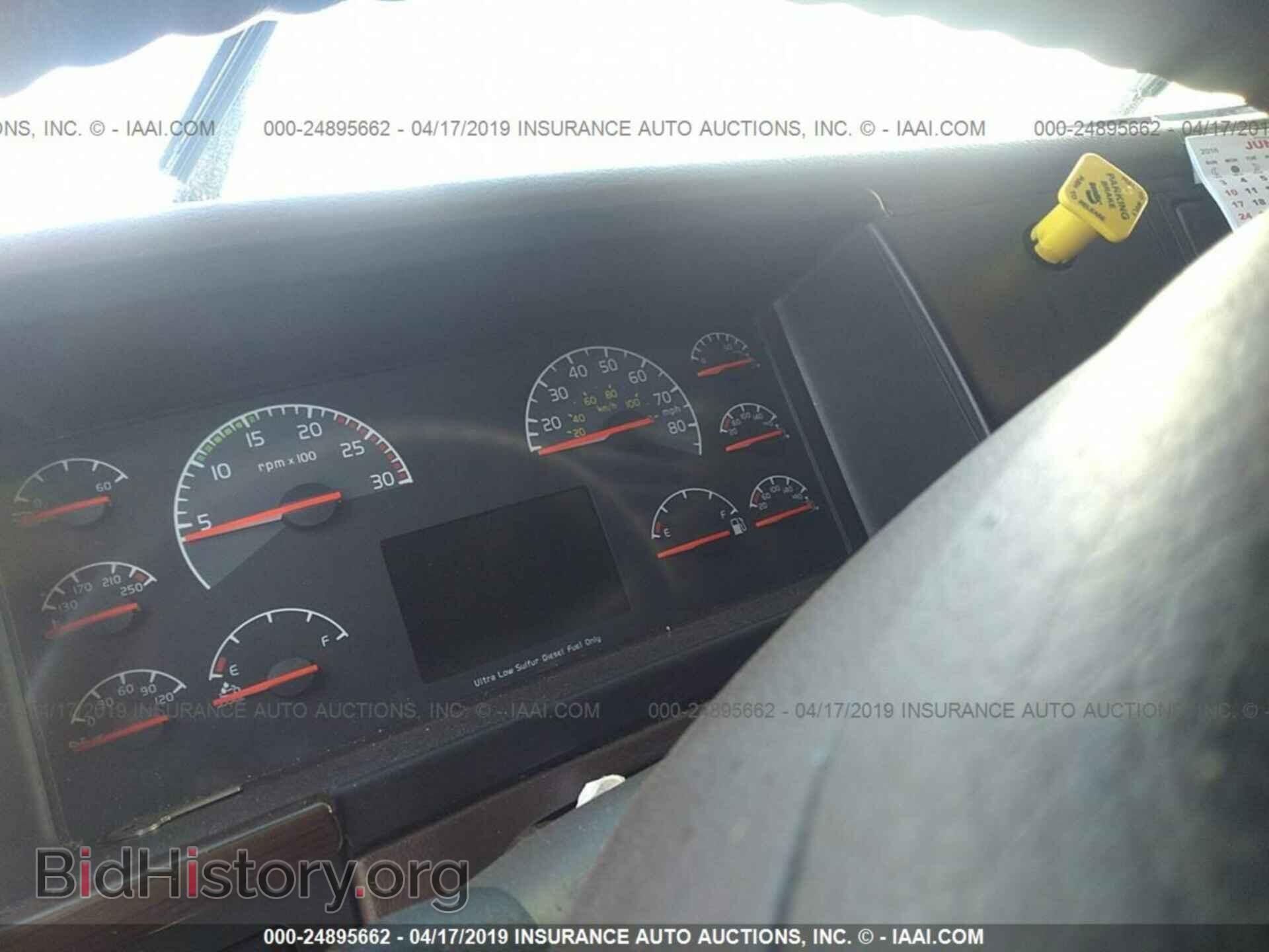 2017 VOLVO VN - VIN: 4V4NC9EJ3HN972780 - Фото 6