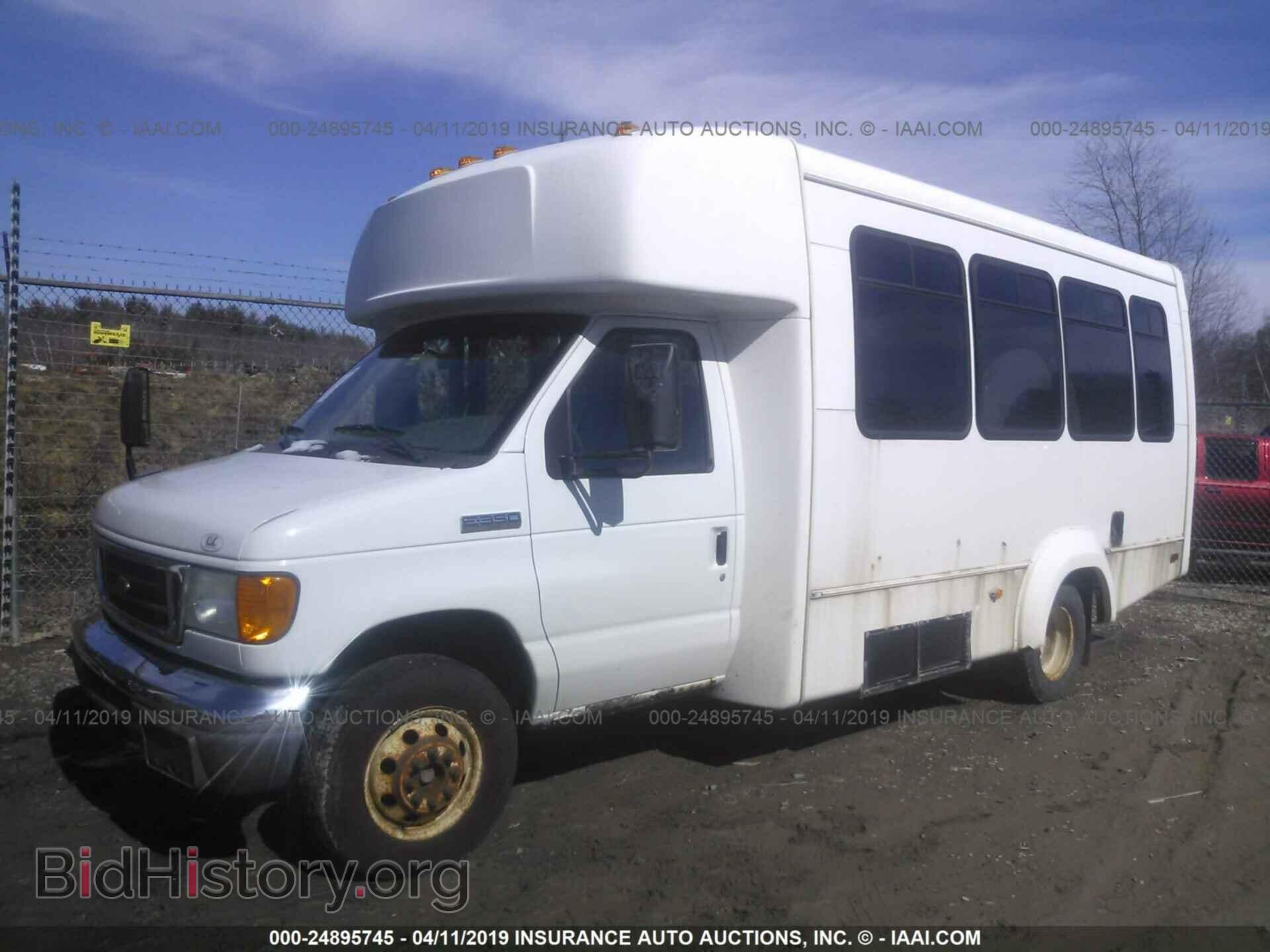 2006 FORD ECONOLINE - VIN: 1FDWE35L26DB00307 - Фото 2