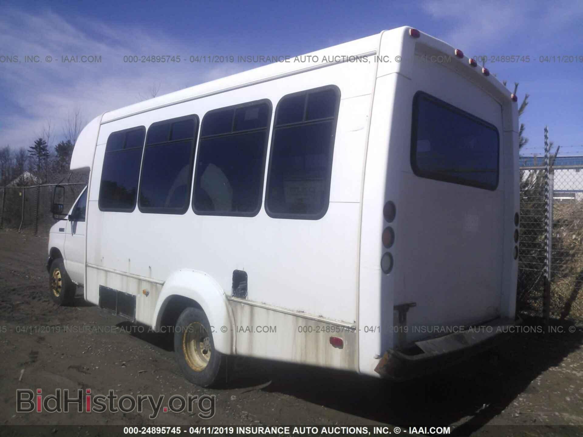 2006 FORD ECONOLINE - VIN: 1FDWE35L26DB00307 - Фото 3