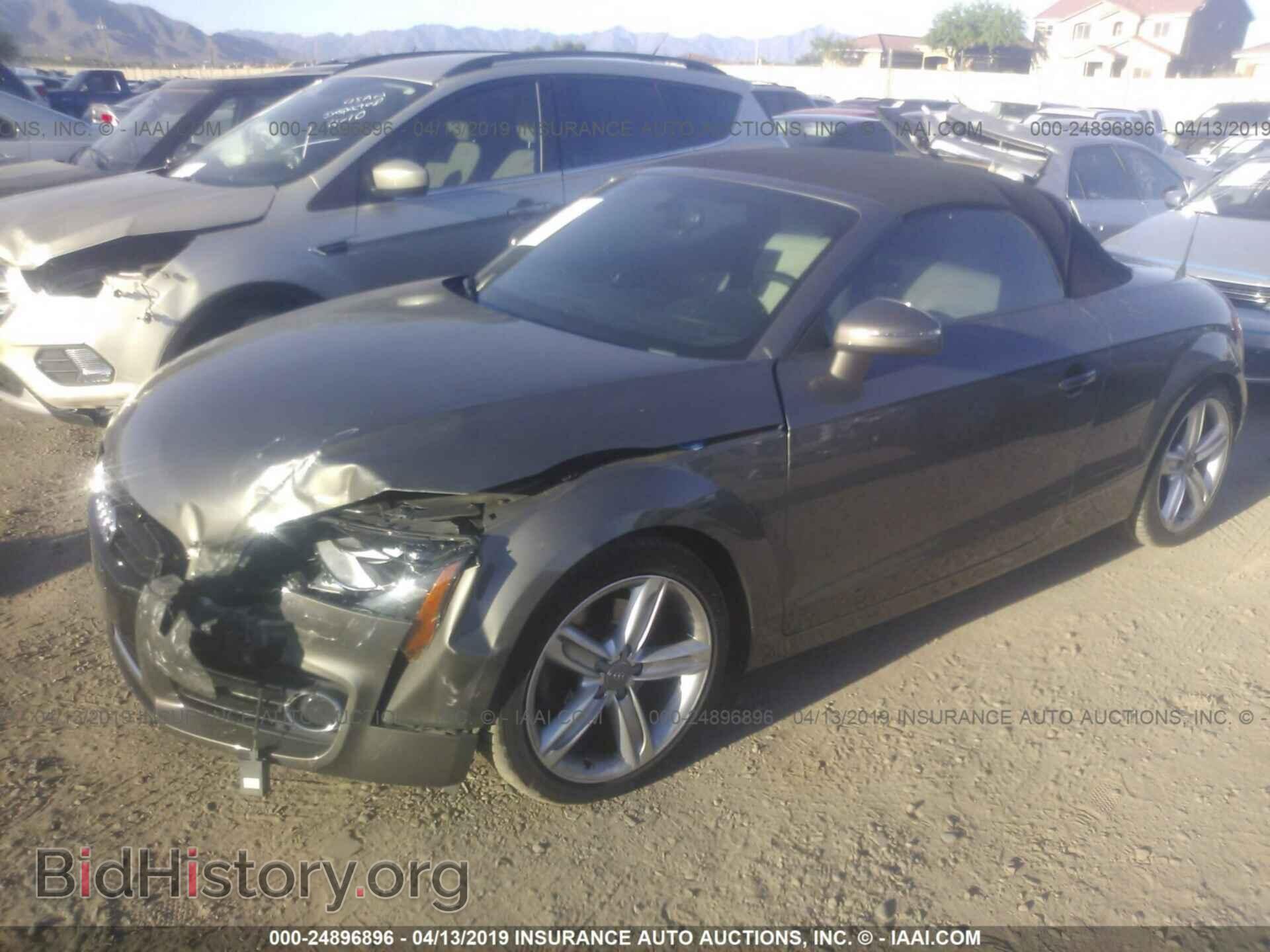 2011 AUDI TT - VIN: TRUSFAFK1B1014529 - Фото 2