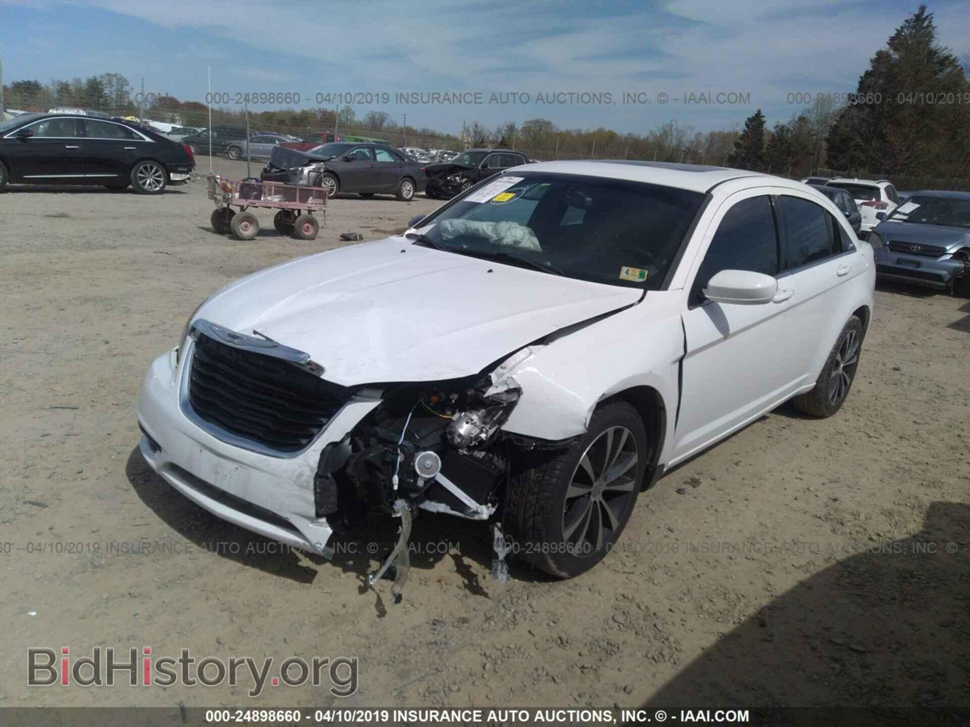 2013 CHRYSLER 200 - VIN: 1C3CCBBB7DN505576 - Photo 2