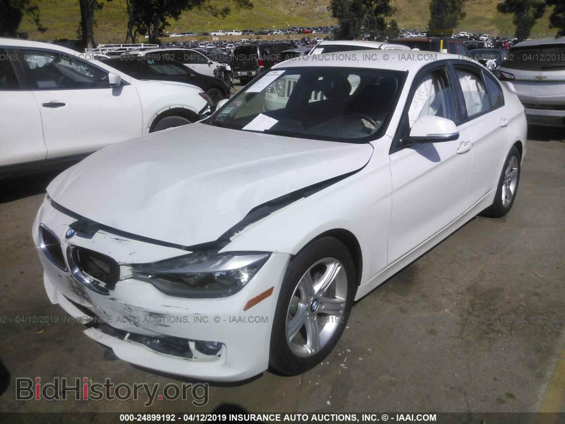 2013 BMW 328 - VIN: WBA3C1C58DF441375 - Фото 2