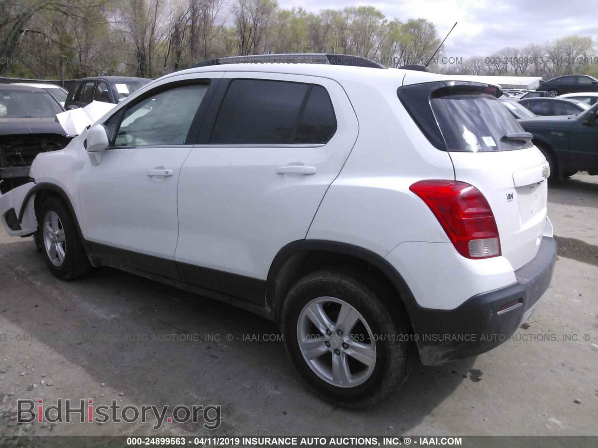 2015 CHEVROLET TRAX - VIN: 3GNCJLSB8FL243715 - Фото 3