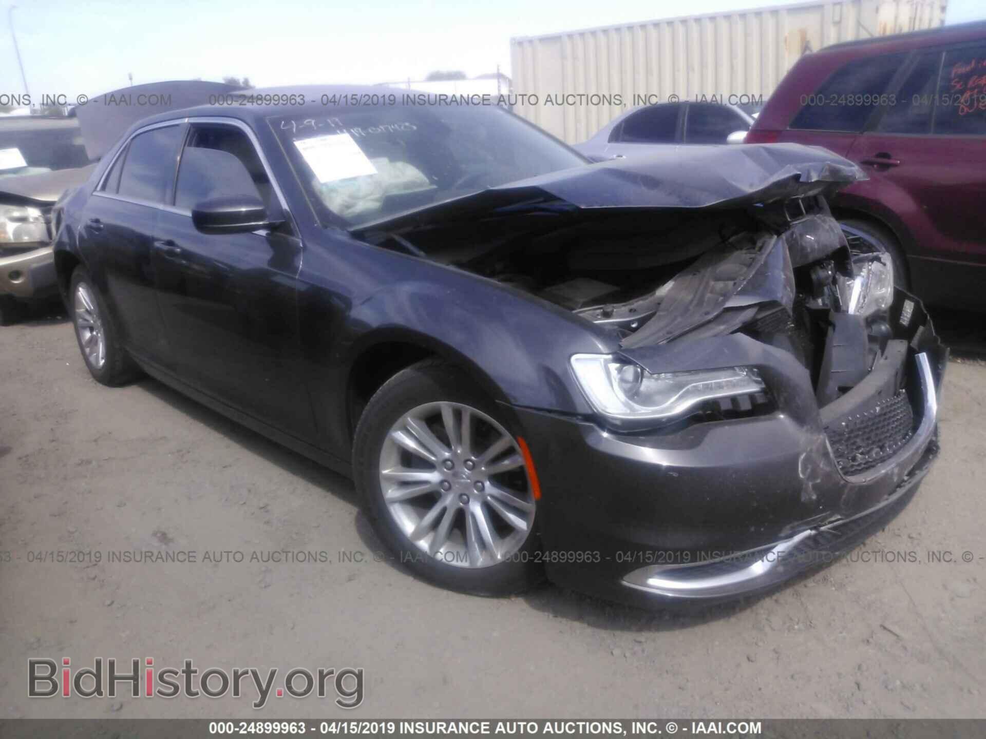 Фотография 2C3CCAAG2HH610001 - CHRYSLER 300 2017
