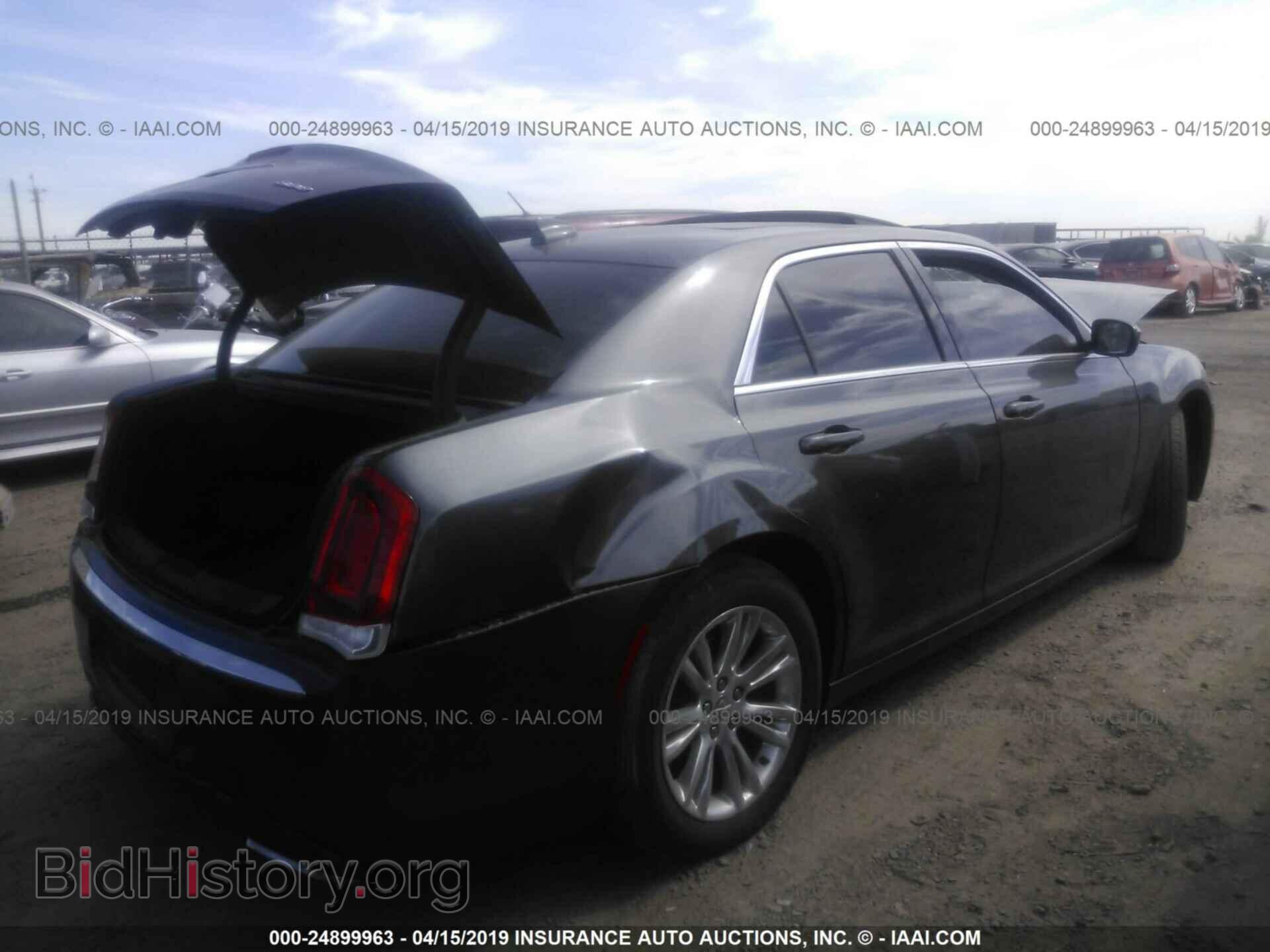 2017 CHRYSLER 300 - VIN: 2C3CCAAG2HH610001 - Фото 4