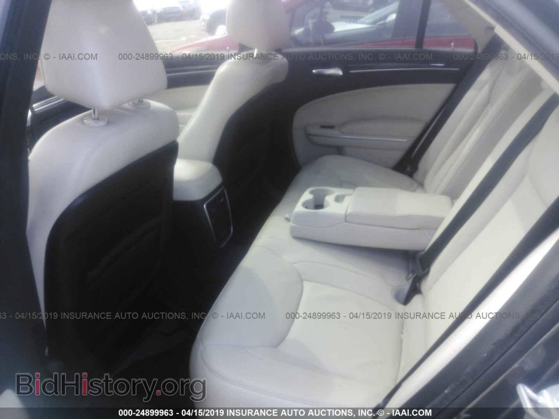 2017 CHRYSLER 300 - VIN: 2C3CCAAG2HH610001 - Фото 8