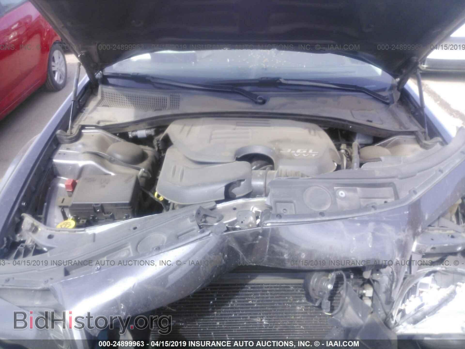 2017 CHRYSLER 300 - VIN: 2C3CCAAG2HH610001 - Фото 10