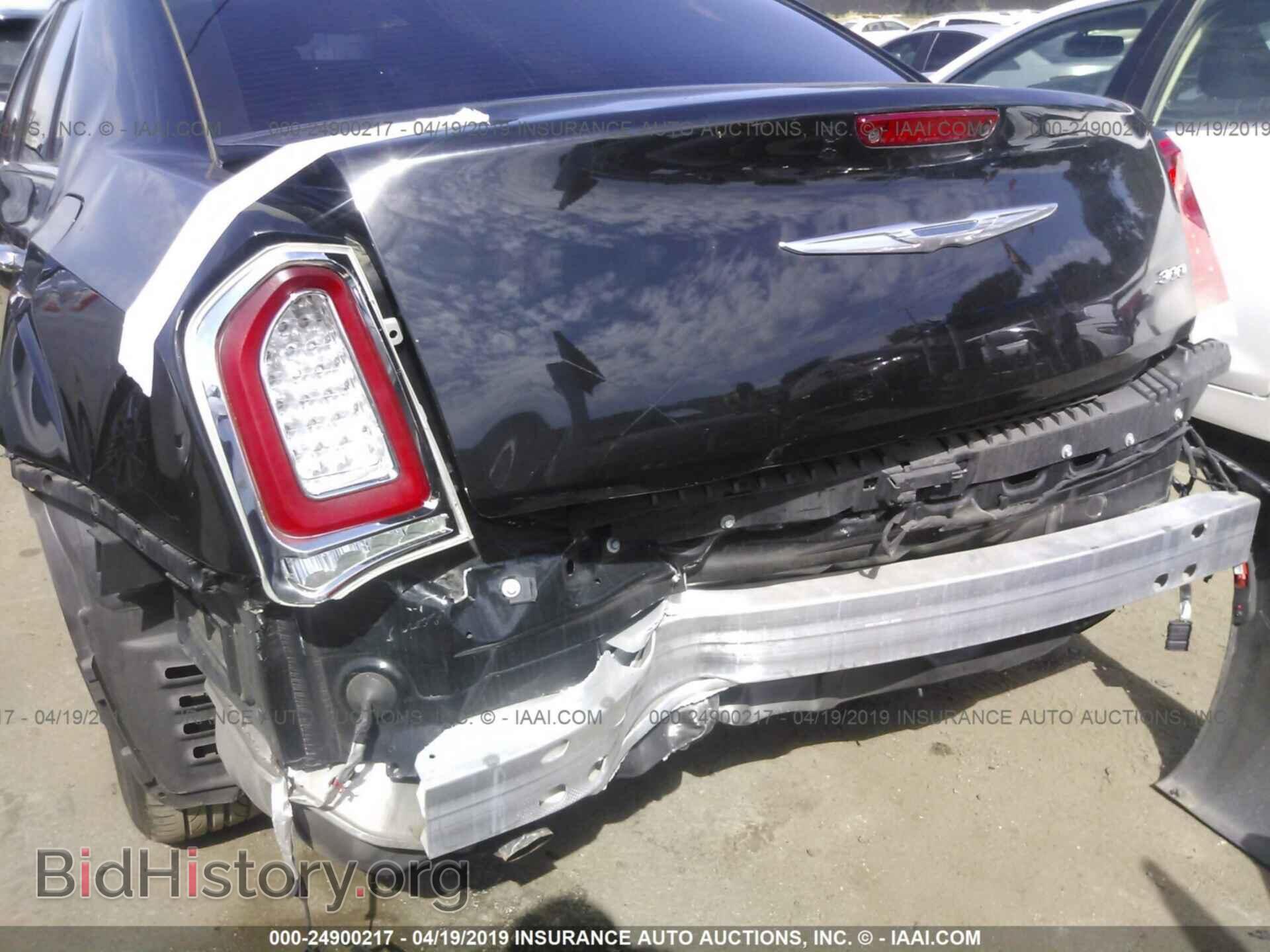 2015 CHRYSLER 300 - VIN: 2C3CCAAG0FH808332 - Фото 6