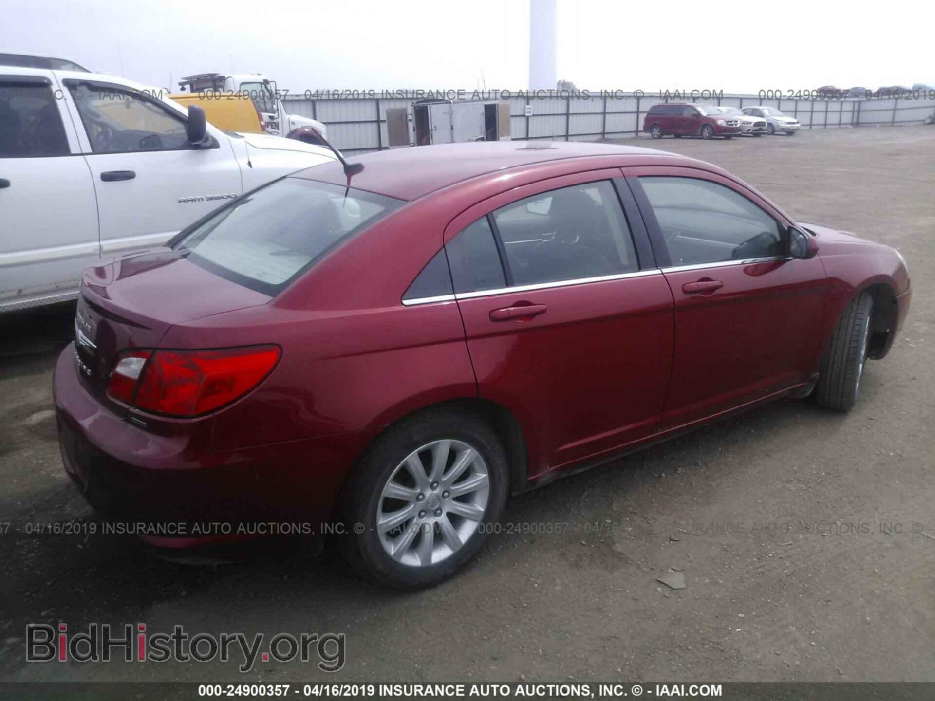 2010 CHRYSLER SEBRING - VIN: 1C3CC5FB8AN152790 - Фото 4