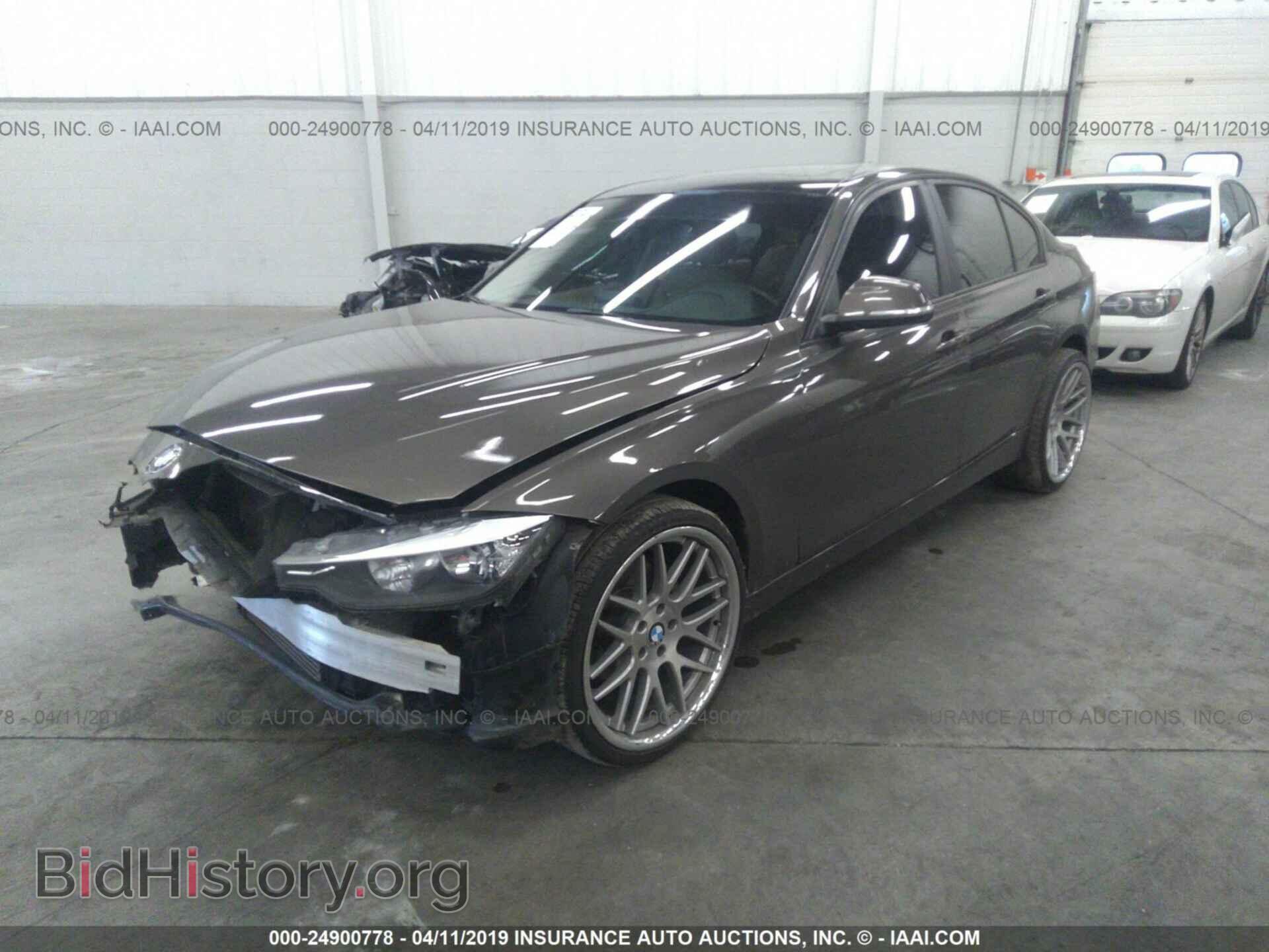 2013 BMW 328 - VIN: WBA3C1C50DF443797 - Фото 2
