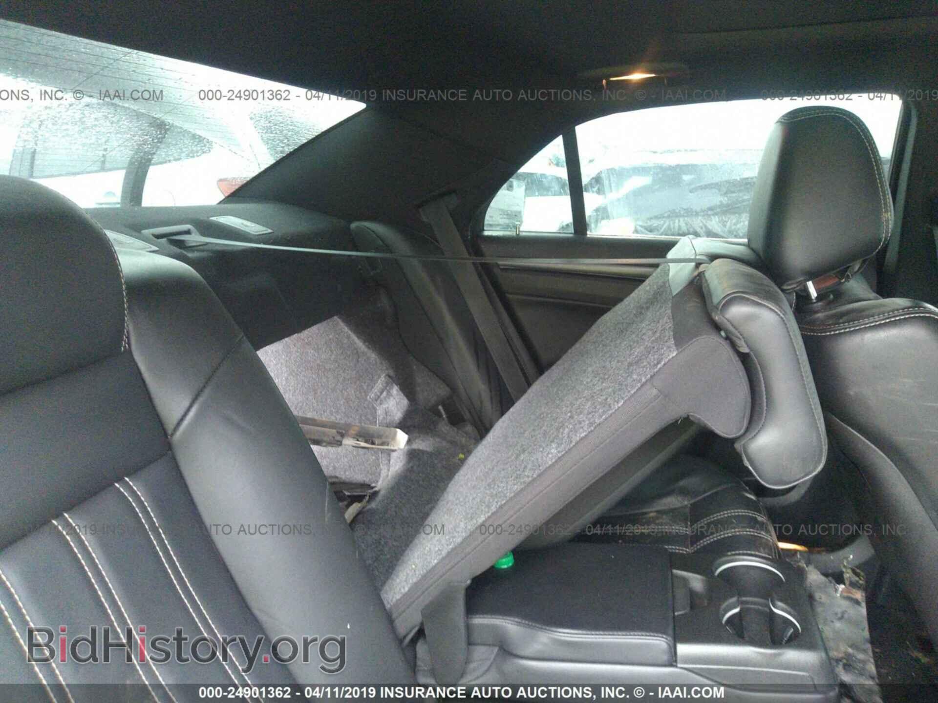 2015 CHRYSLER 300 - VIN: 2C3CCABG4FH767167 - Фото 8