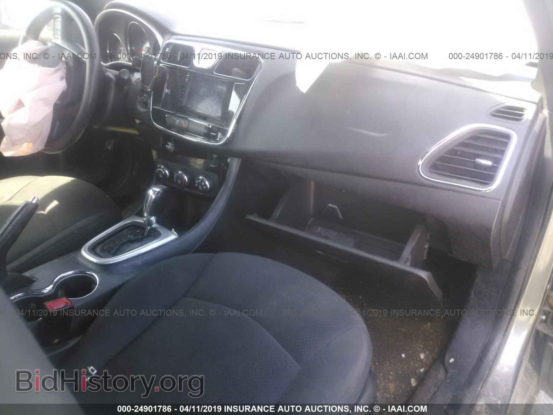 2012 CHRYSLER 200 - VIN: 1C3CCBABXCN291795 - Фото 5