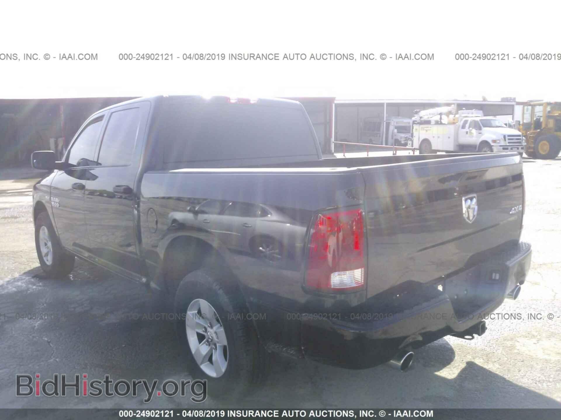 2017 RAM 1500 - VIN: 3C6RR7KT8HG774718 - Фото 3