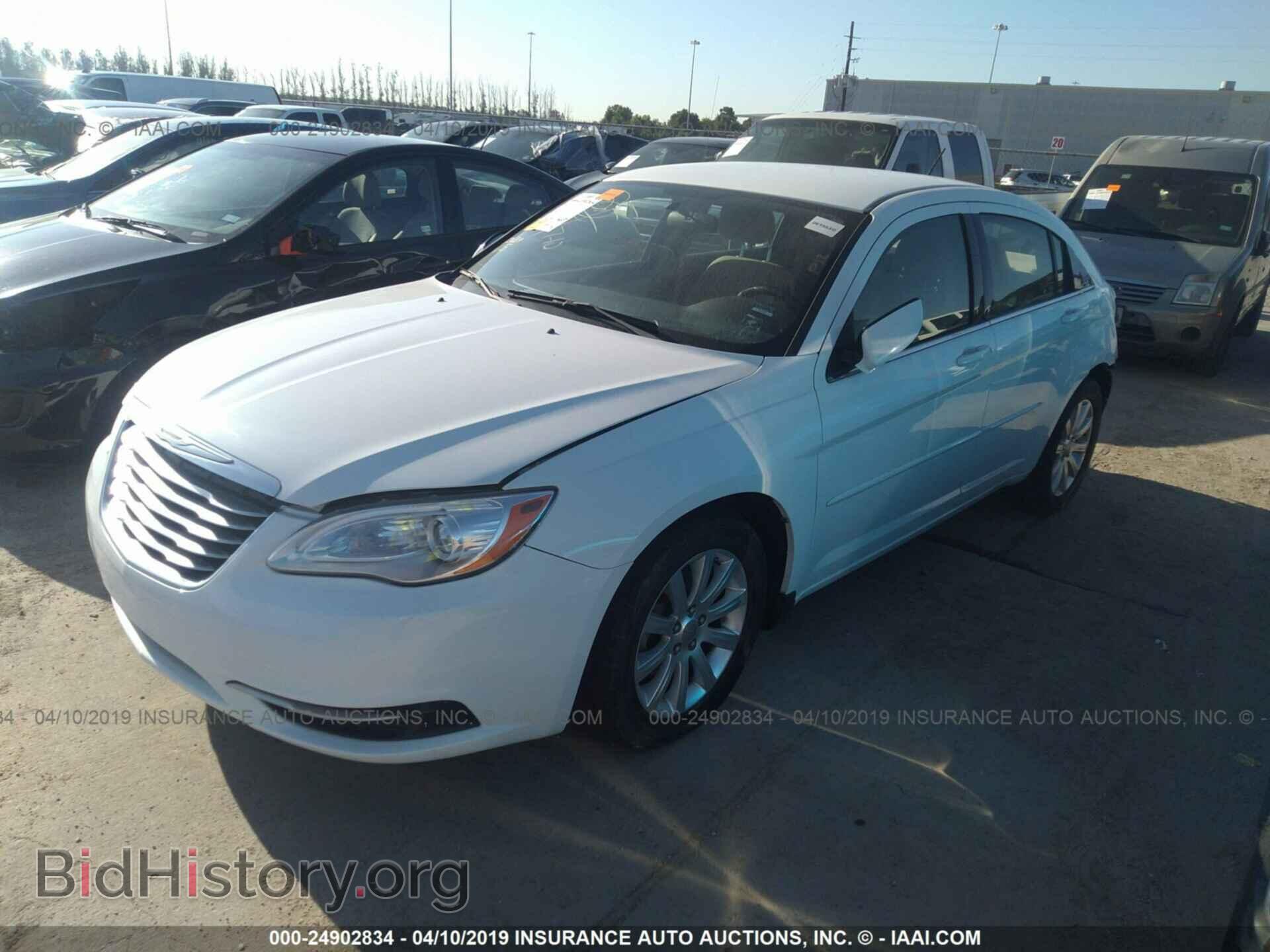 2013 CHRYSLER 200 - VIN: 1C3CCBBG6DN678792 - Photo 2