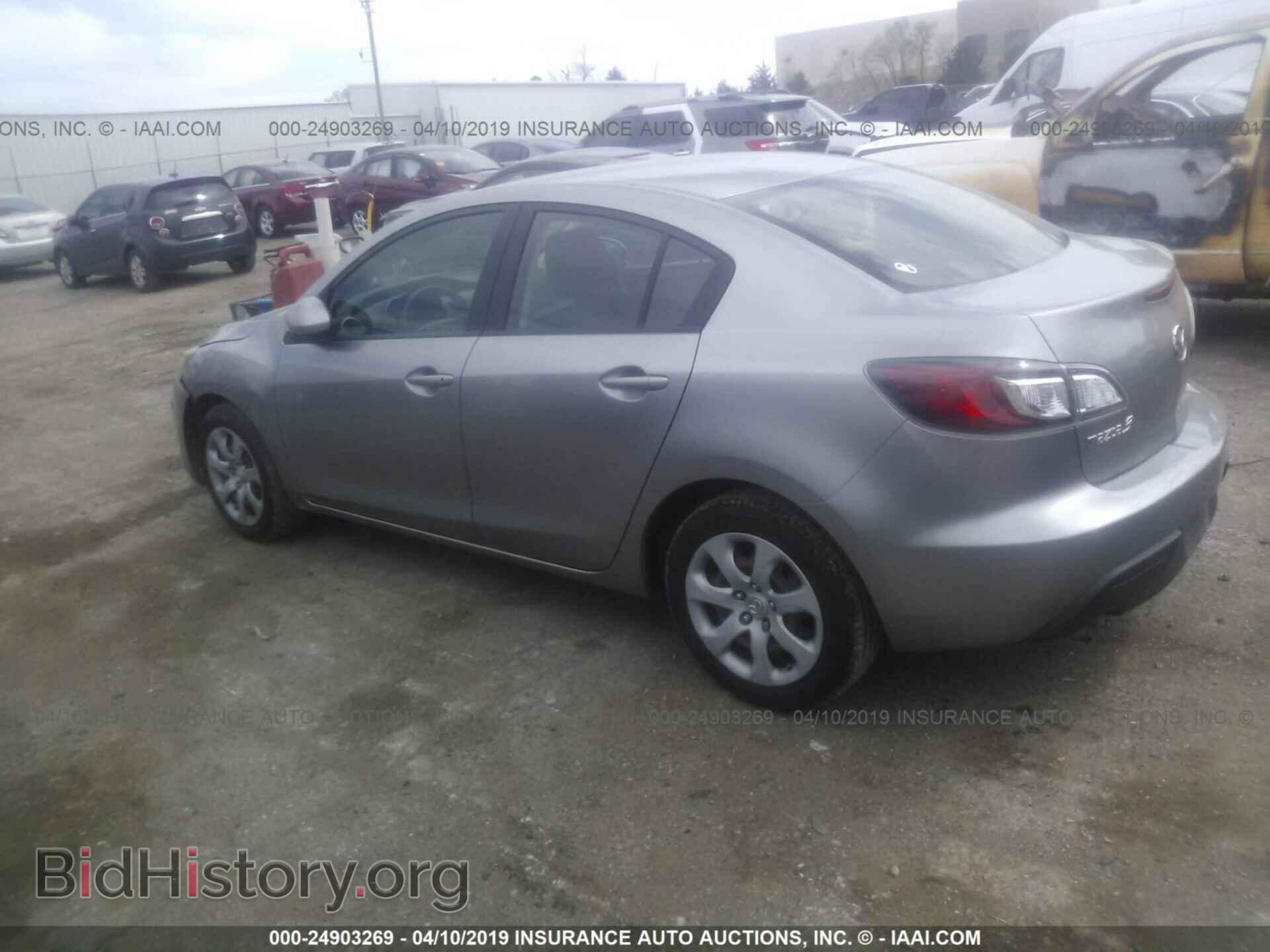 2011 MAZDA 3 - VIN: JM1BL1UF8B1457852 - Photo 3