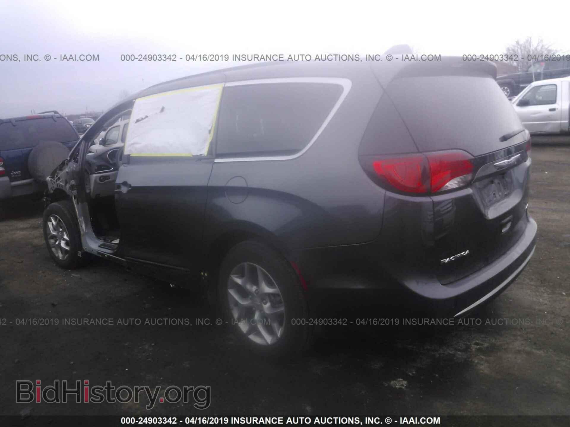 2018 CHRYSLER PACIFICA - VIN: 2C4RC1GGXJR330713 - Фото 3
