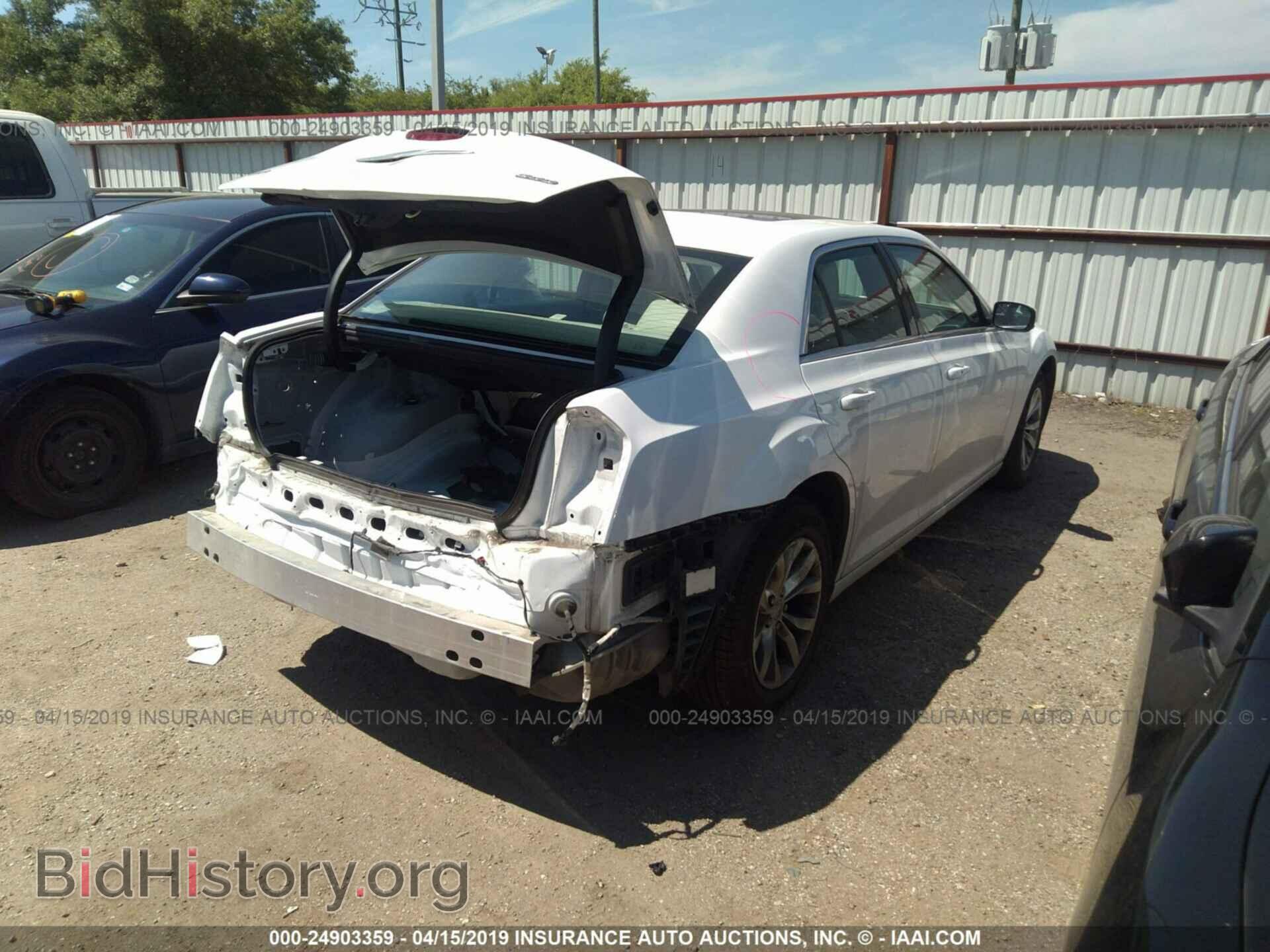 2015 CHRYSLER 300 - VIN: 2C3CCAAG1FH893679 - Photo 4