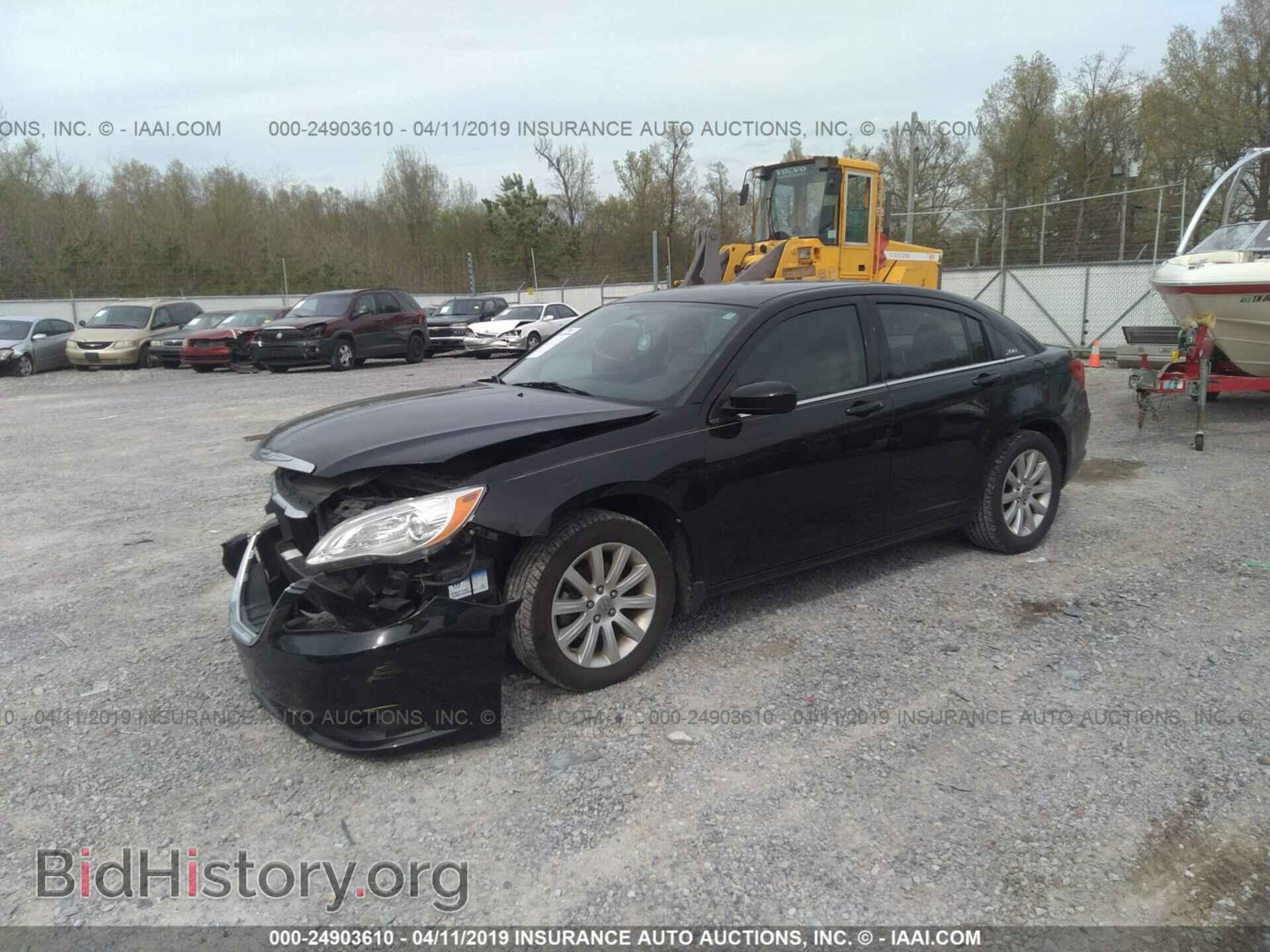 2011 CHRYSLER 200 - VIN: 1C3BC1FB4BN604238 - Фото 2