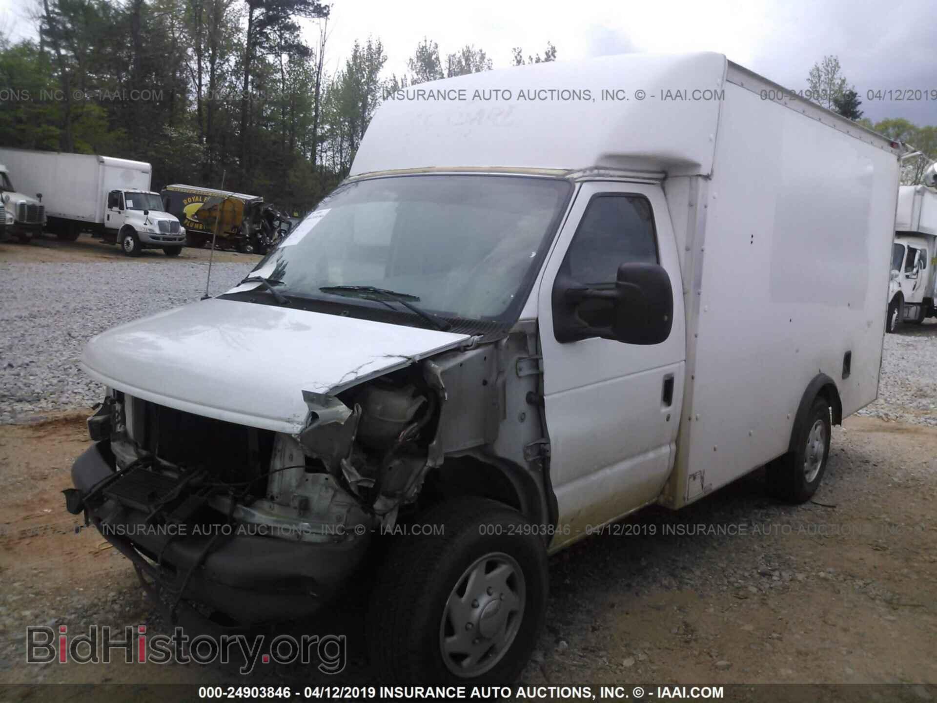 2006 FORD ECONOLINE - VIN: 1FDSE35L86DB42382 - Фото 2