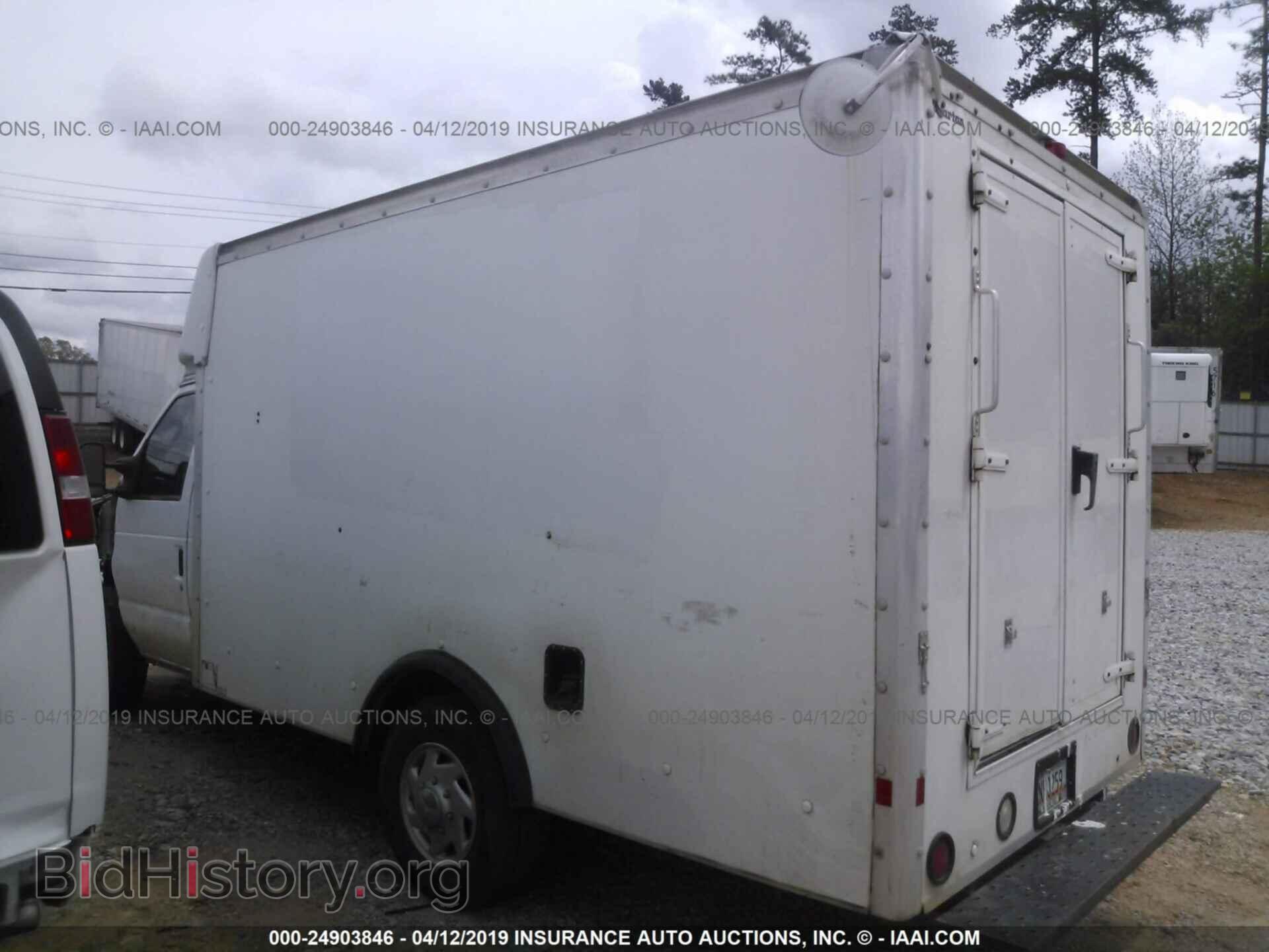 2006 FORD ECONOLINE - VIN: 1FDSE35L86DB42382 - Фото 3