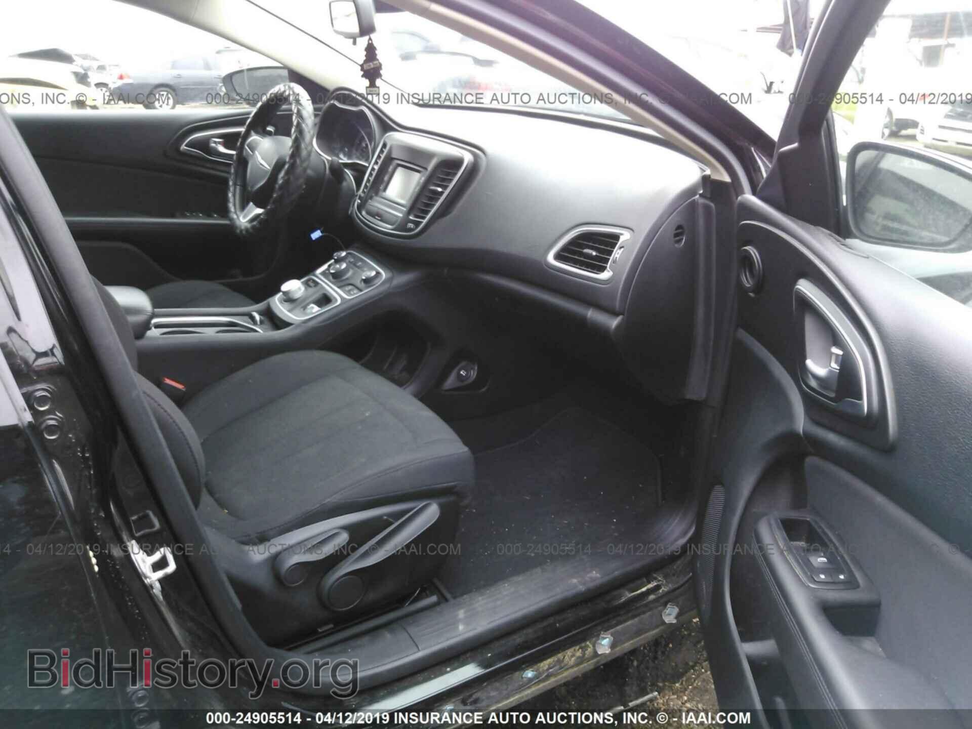 2016 CHRYSLER 200 - VIN: 1C3CCCFB3GN196693 - Фото 5