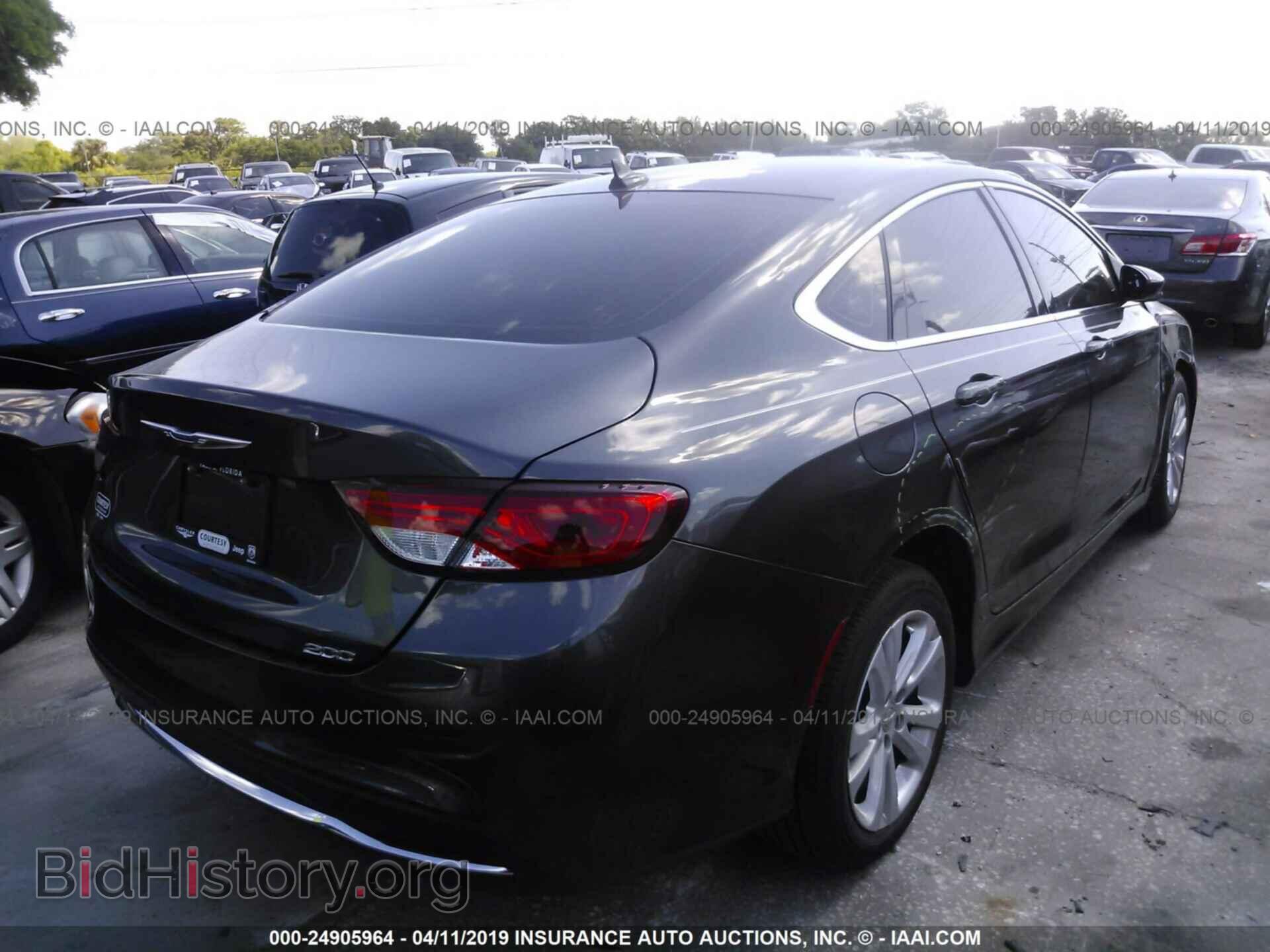 2017 CHRYSLER 200 - VIN: 1C3CCCAB0HN505660 - Фото 4