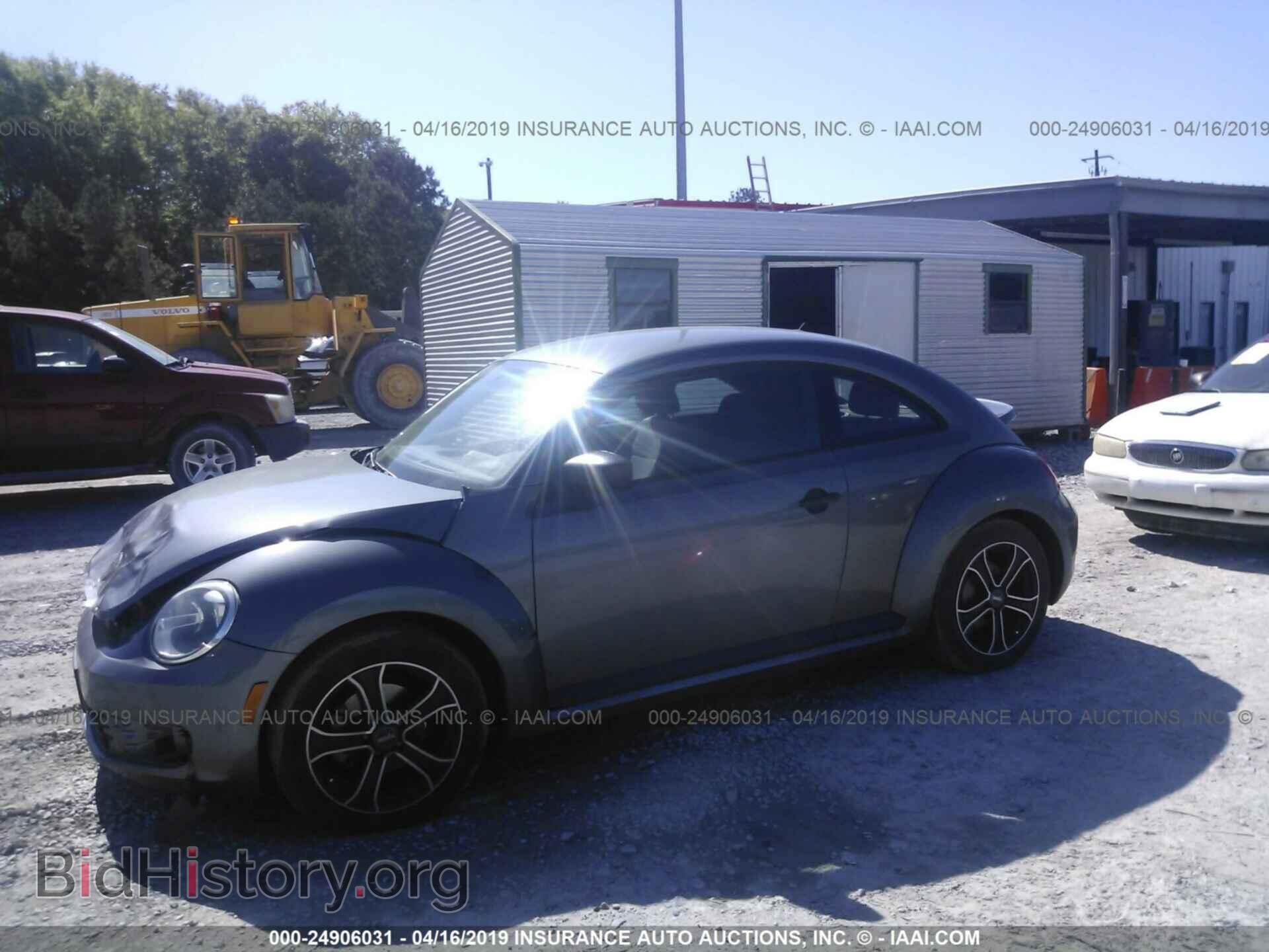 2012 VOLKSWAGEN BEETLE - VIN: 3VWFP7AT1CM616683 - Фото 2
