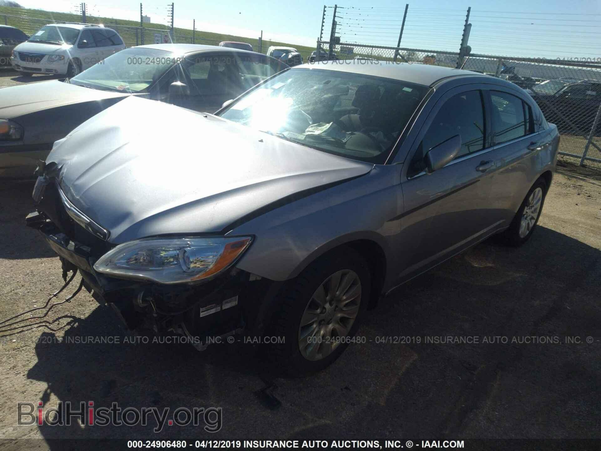 2014 CHRYSLER 200 - VIN: 1C3CCBAB1EN146230 - Фото 2
