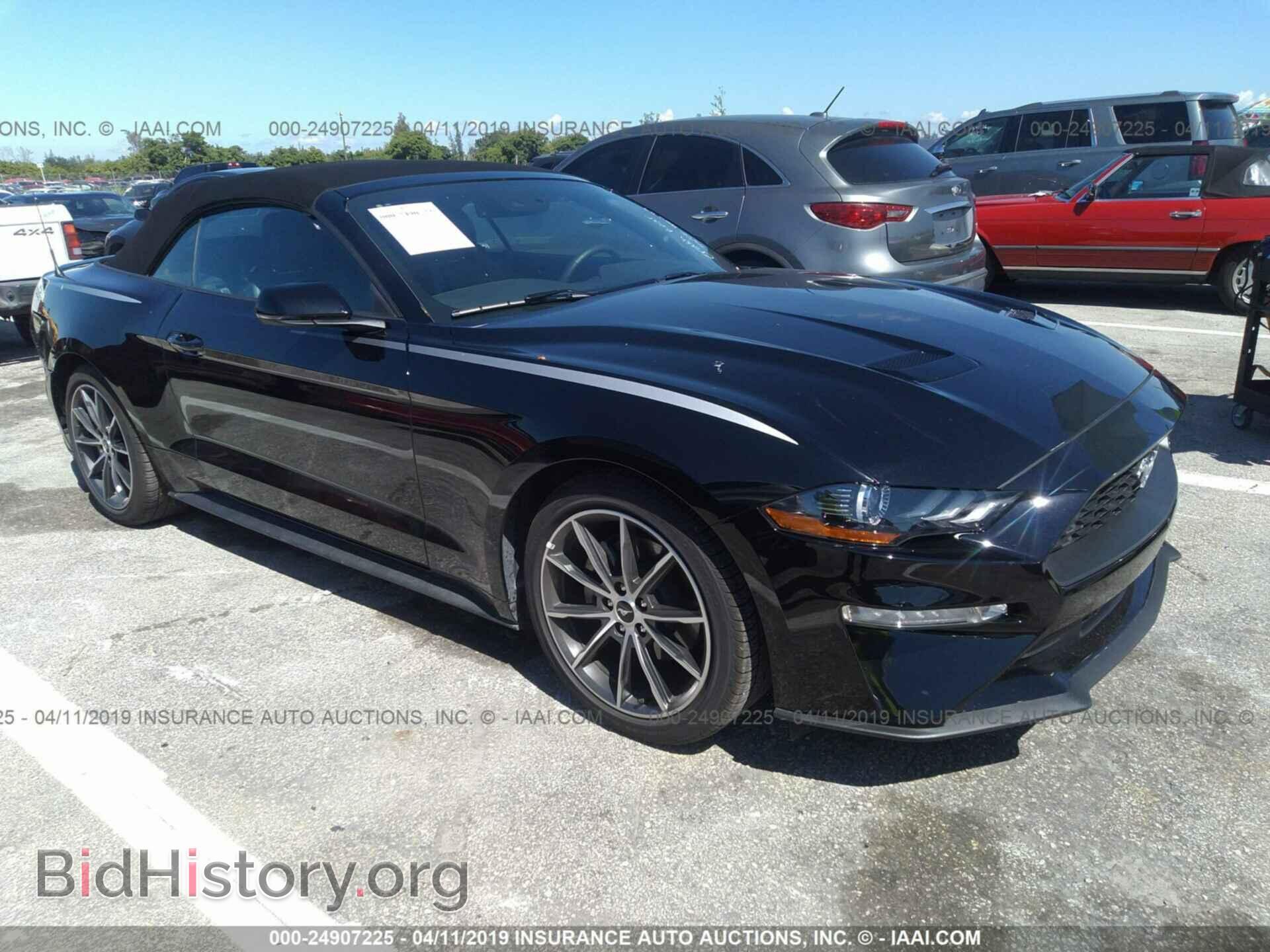 Photo 1FATP8UH6K5149693 - FORD MUSTANG 2019