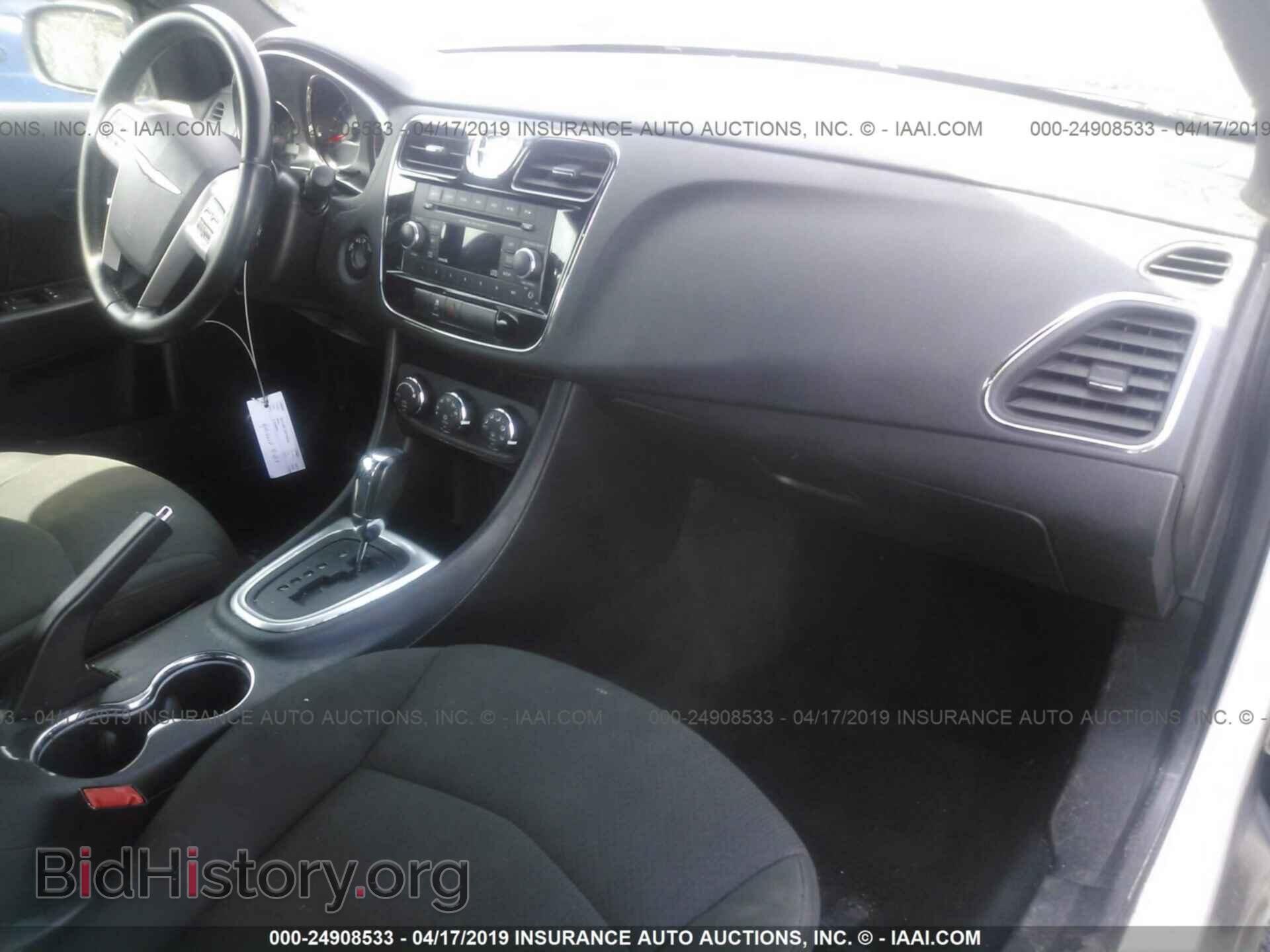 2012 CHRYSLER 200 - VIN: 1C3CCBBB1CN137653 - Фото 5