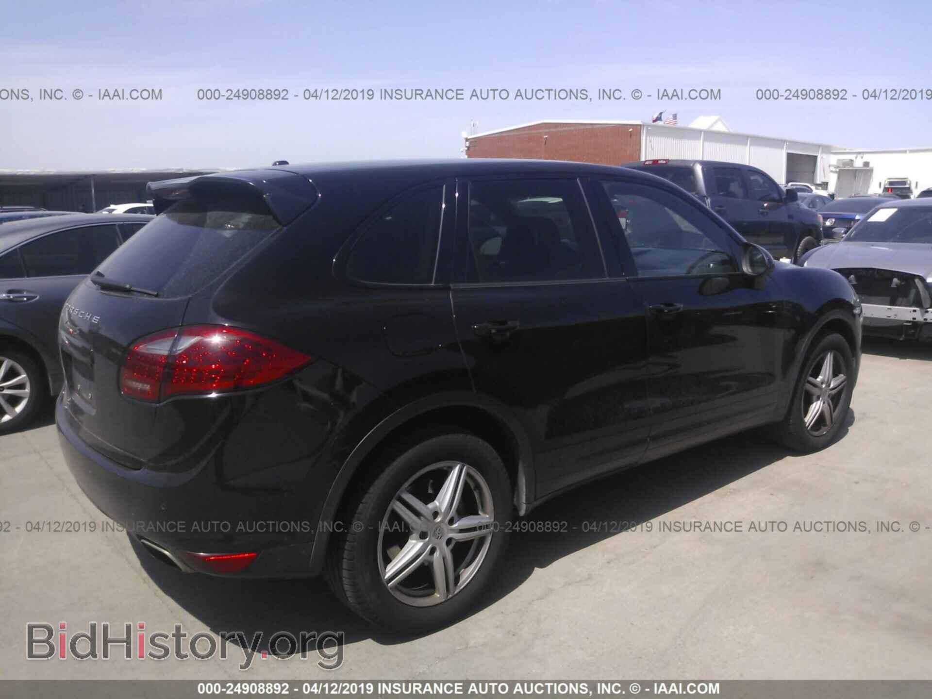 2011 PORSCHE CAYENNE - VIN: WP1AB2A22BLA44589 - Фото 4