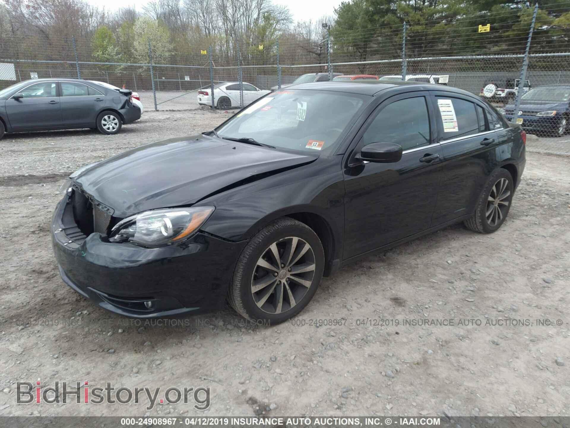 2013 CHRYSLER 200 - VIN: 1C3CCBBB5DN609595 - Photo 2