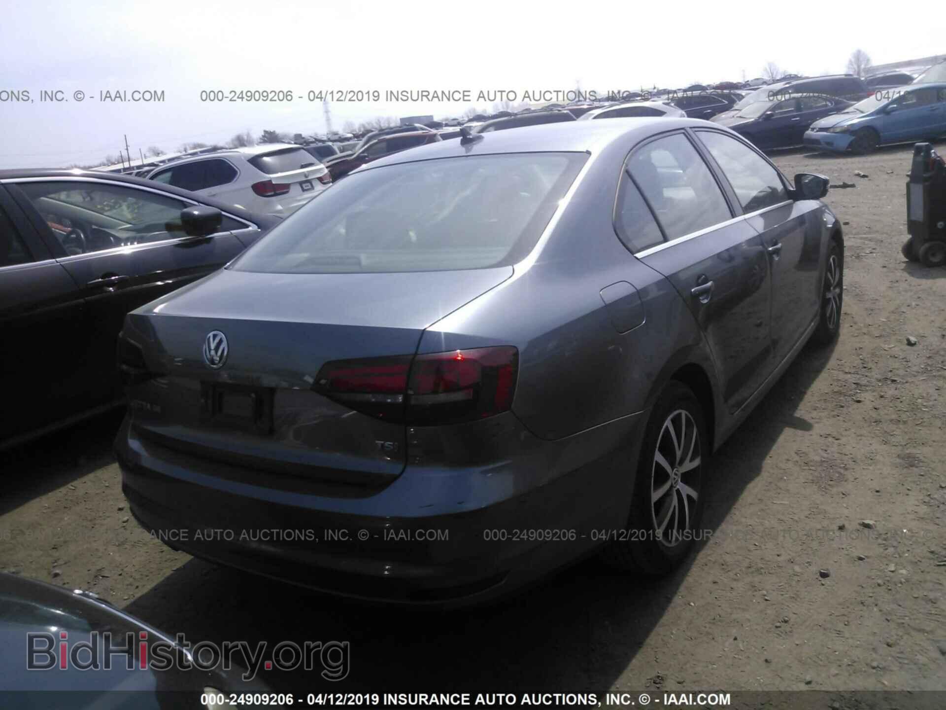 2017 VOLKSWAGEN JETTA - VIN: 3VWDB7AJ7HM392685 - Photo 4