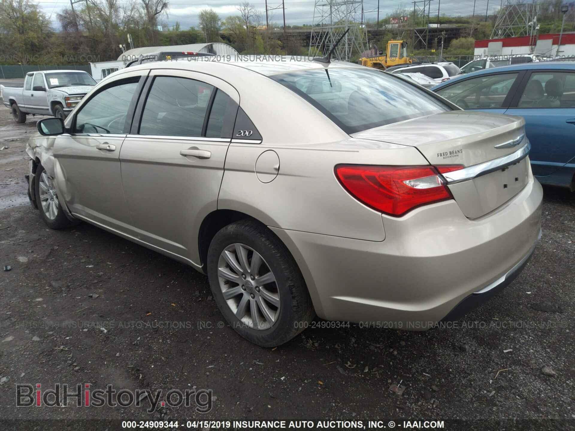2013 CHRYSLER 200 - VIN: 1C3CCBBB7DN765038 - Photo 3