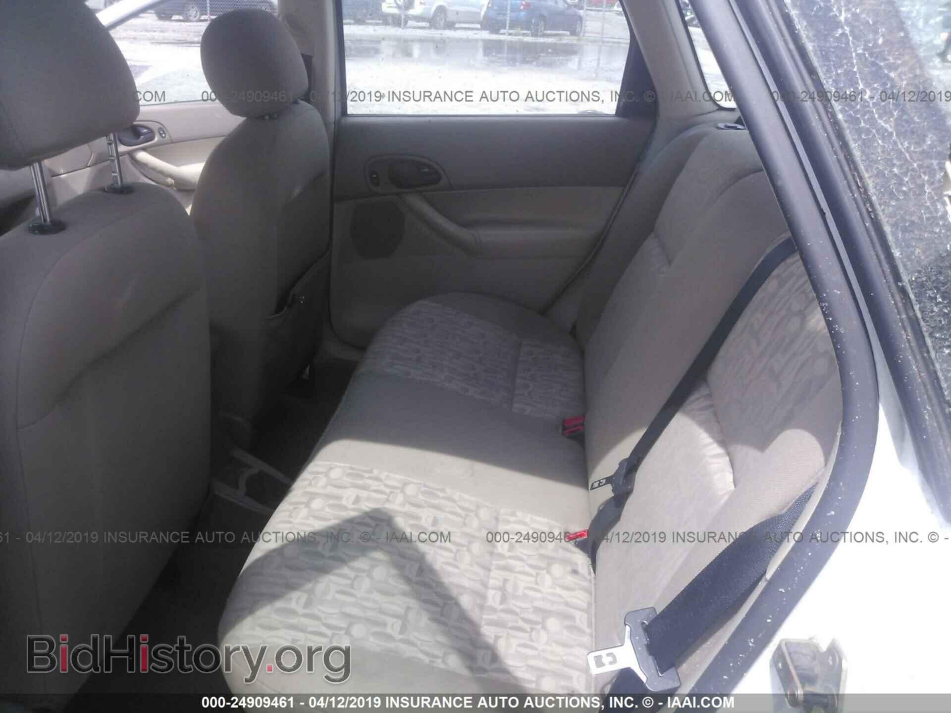 2005 FORD FOCUS - VIN: 1FAFP36N05W154213 - Фото 8