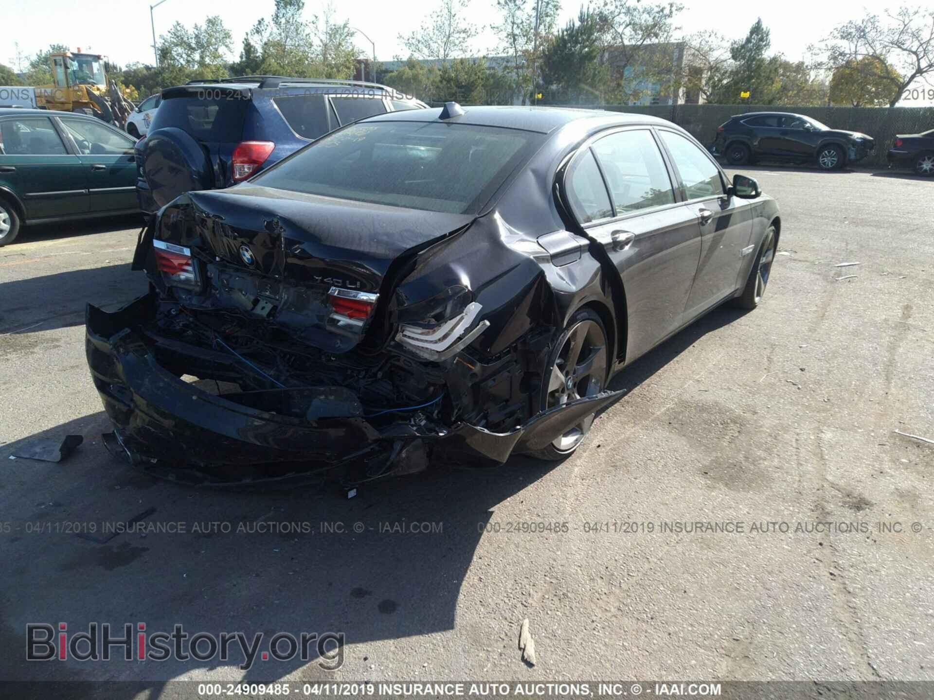 2015 BMW 740 - VIN: WBAYE4C50FD138834 - Фото 4