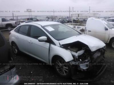 2016 Ford FOCUS, white — VIN 1FADP3F21GL302015, IAAI