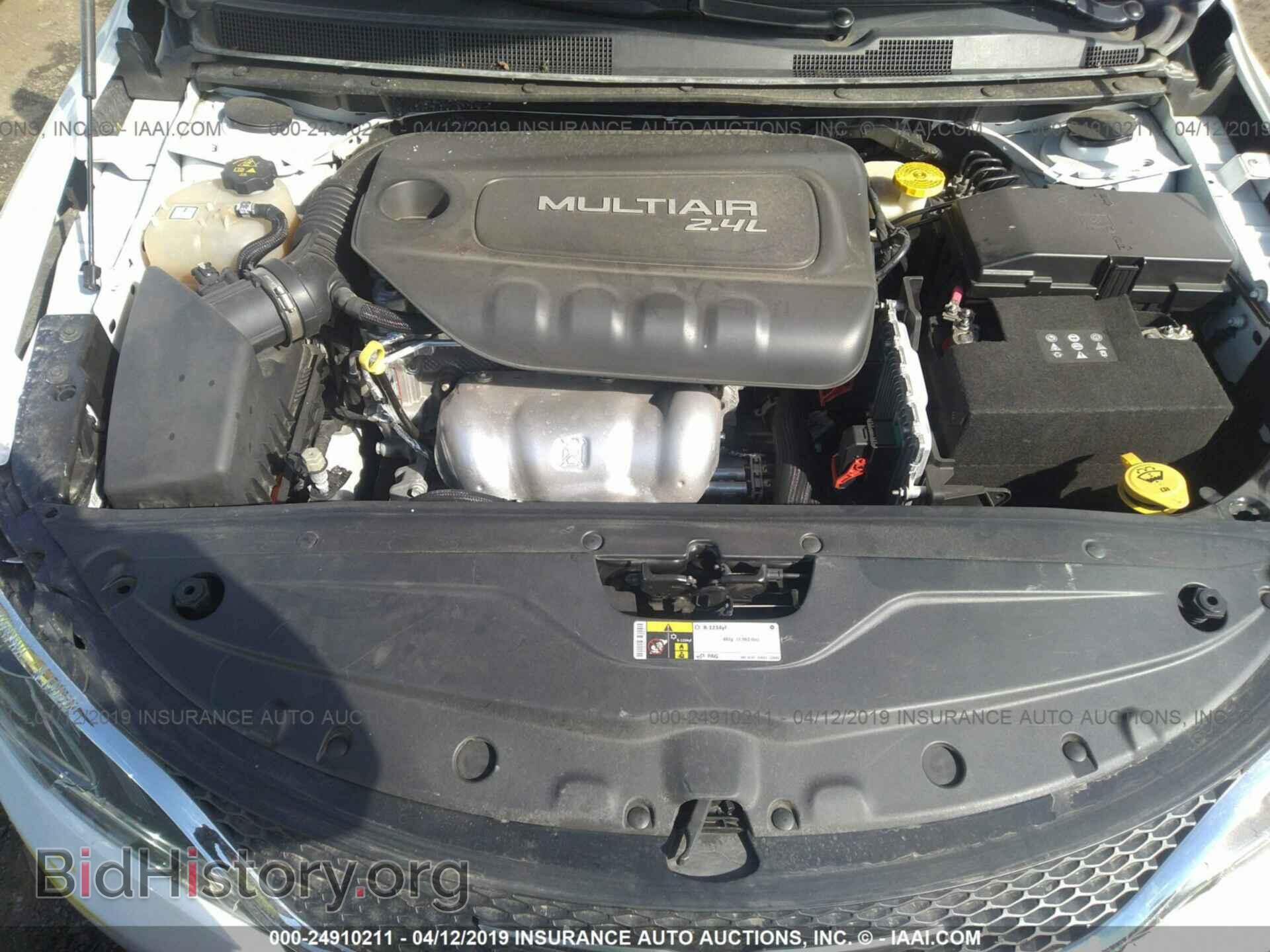 2016 CHRYSLER 200 - VIN: 1C3CCCAB0GN136121 - Photo 10
