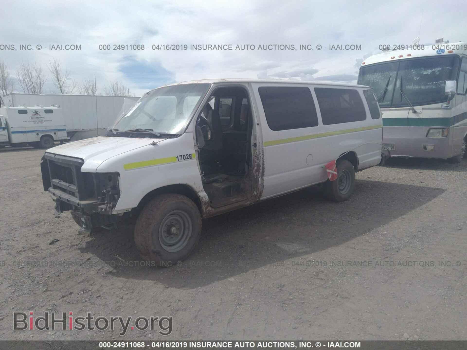 2011 FORD ECONOLINE - VIN: 1FBSS3BL5BDB40136 - Фото 2