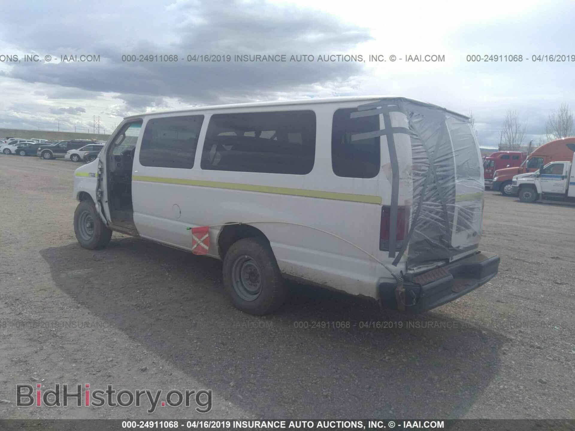 2011 FORD ECONOLINE - VIN: 1FBSS3BL5BDB40136 - Фото 3