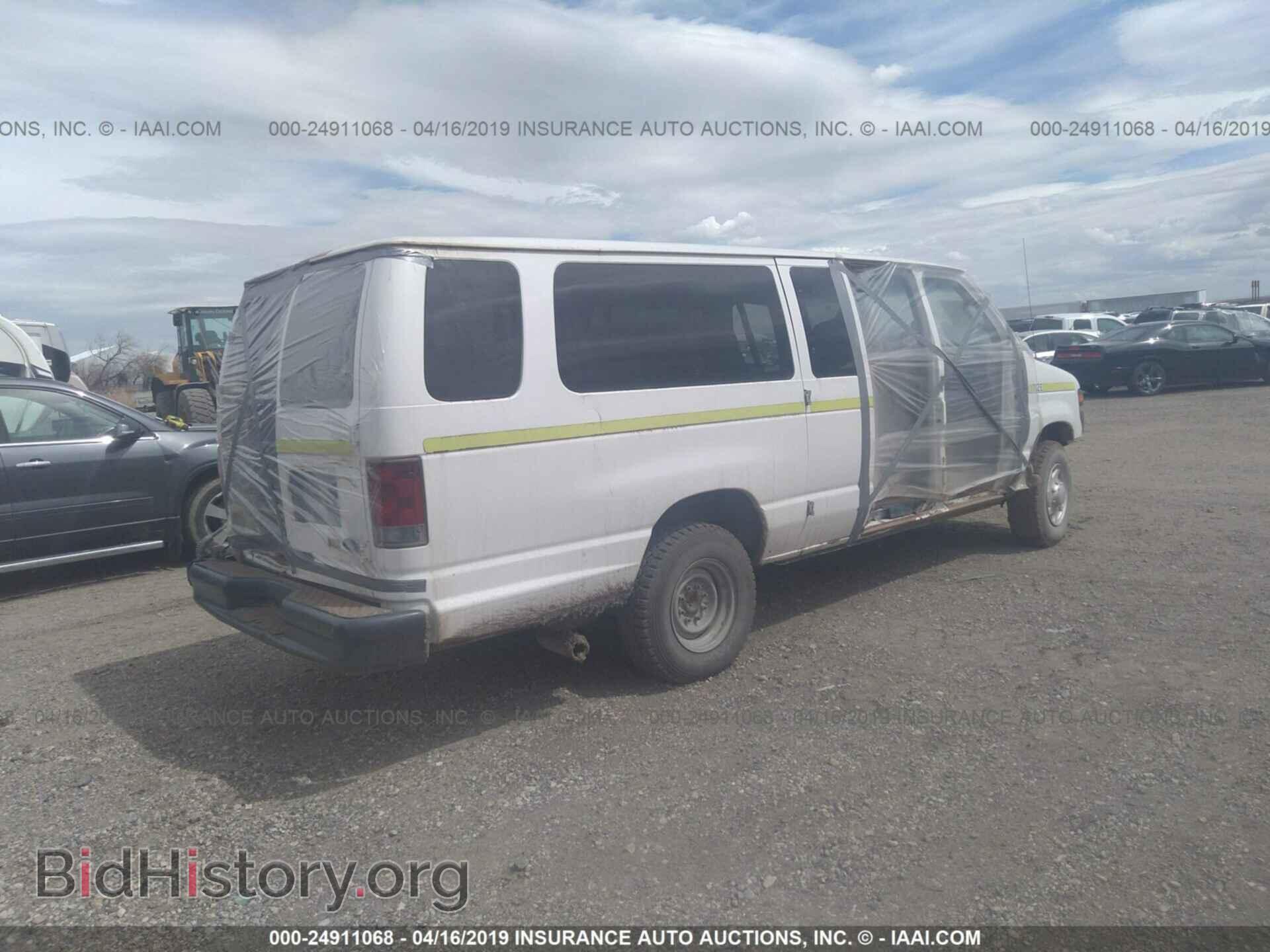 2011 FORD ECONOLINE - VIN: 1FBSS3BL5BDB40136 - Фото 4