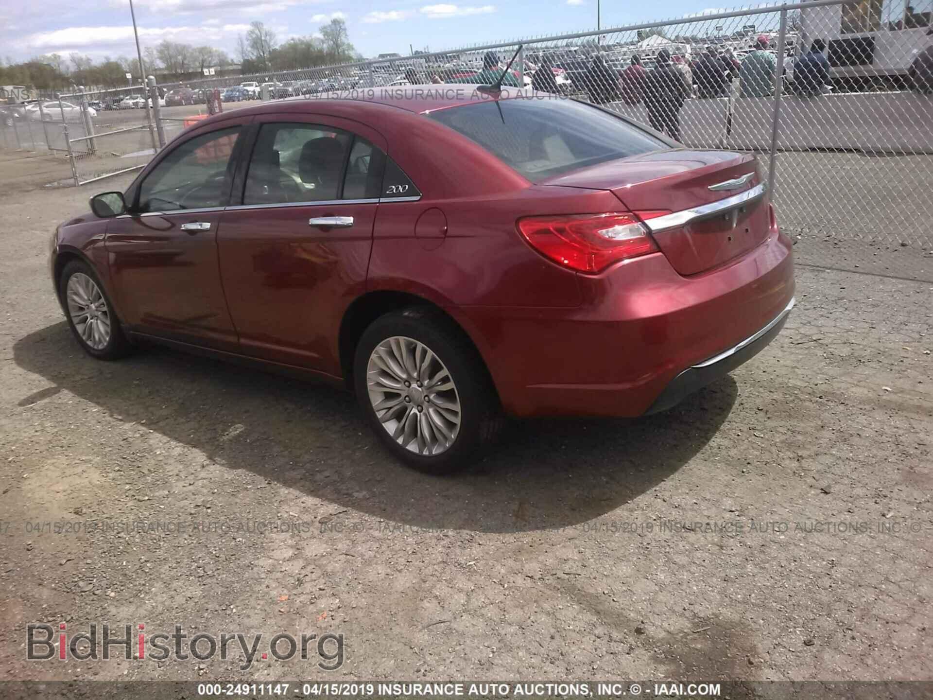 2011 CHRYSLER 200 - VIN: 1C3BC2FBXBN595583 - Фото 3
