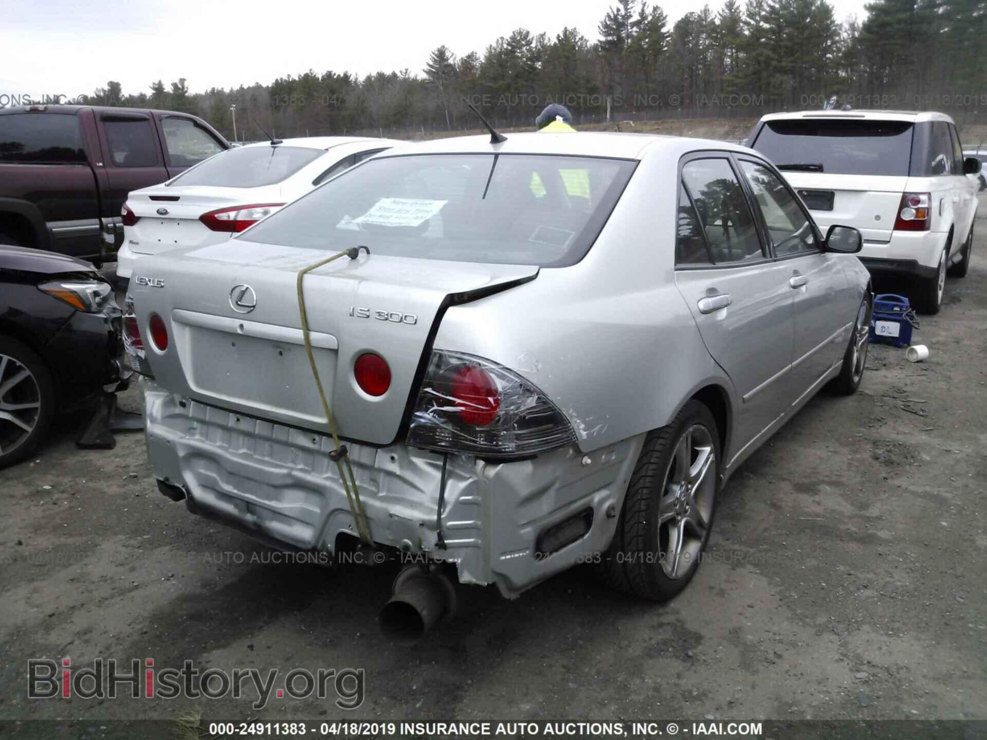 2001 LEXUS IS - VIN: JTHBD182X10018434 - Photo 4